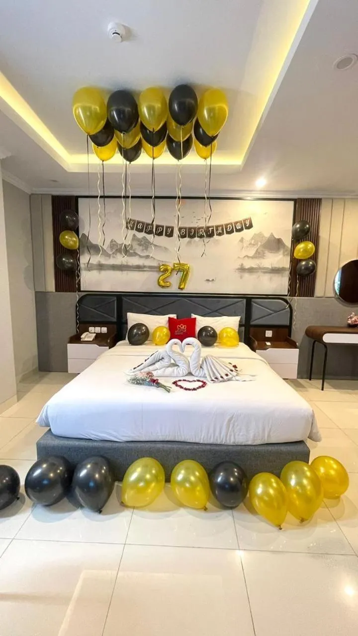 Bed in Solo Grand City