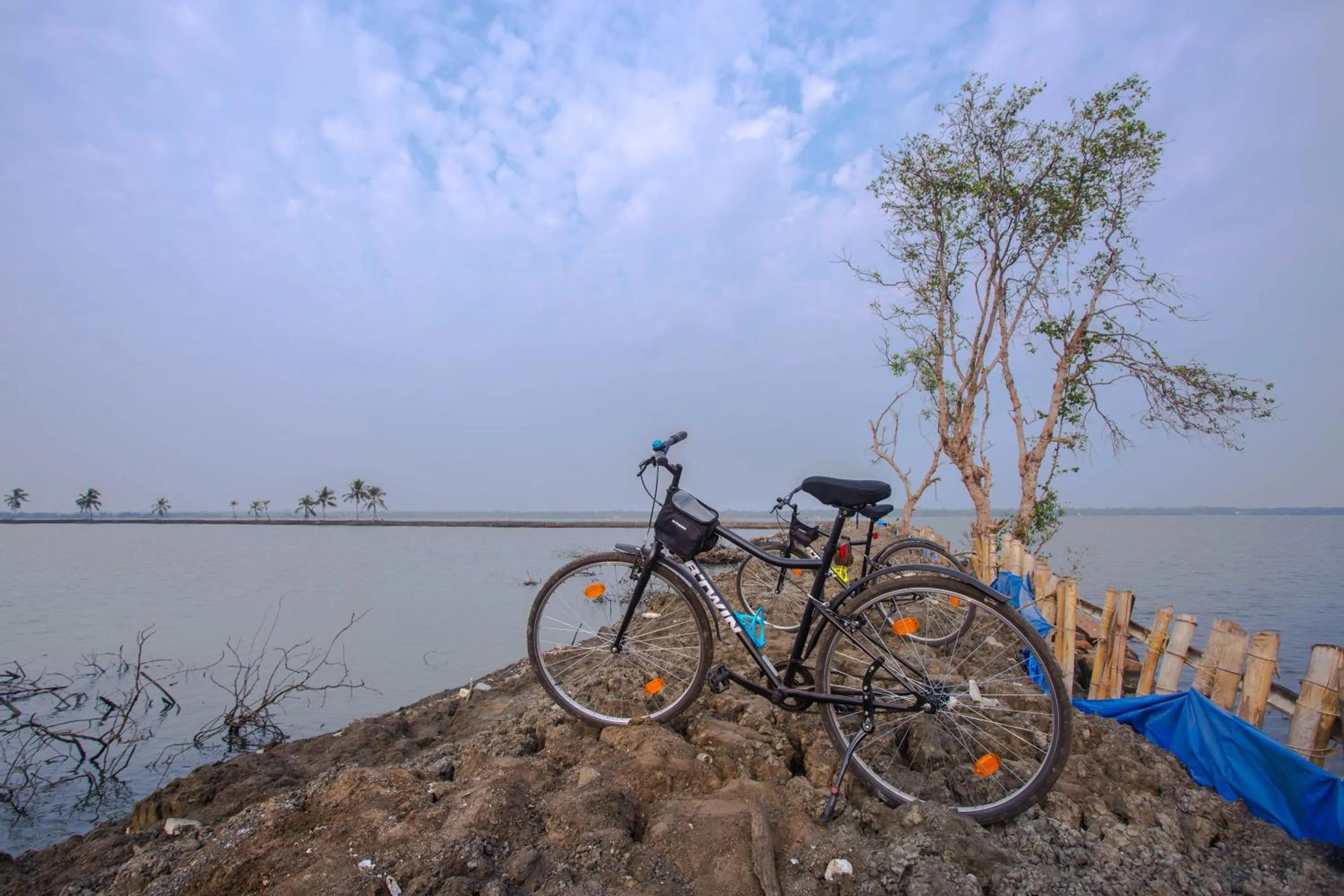 Day in Baymaas LakeHouse