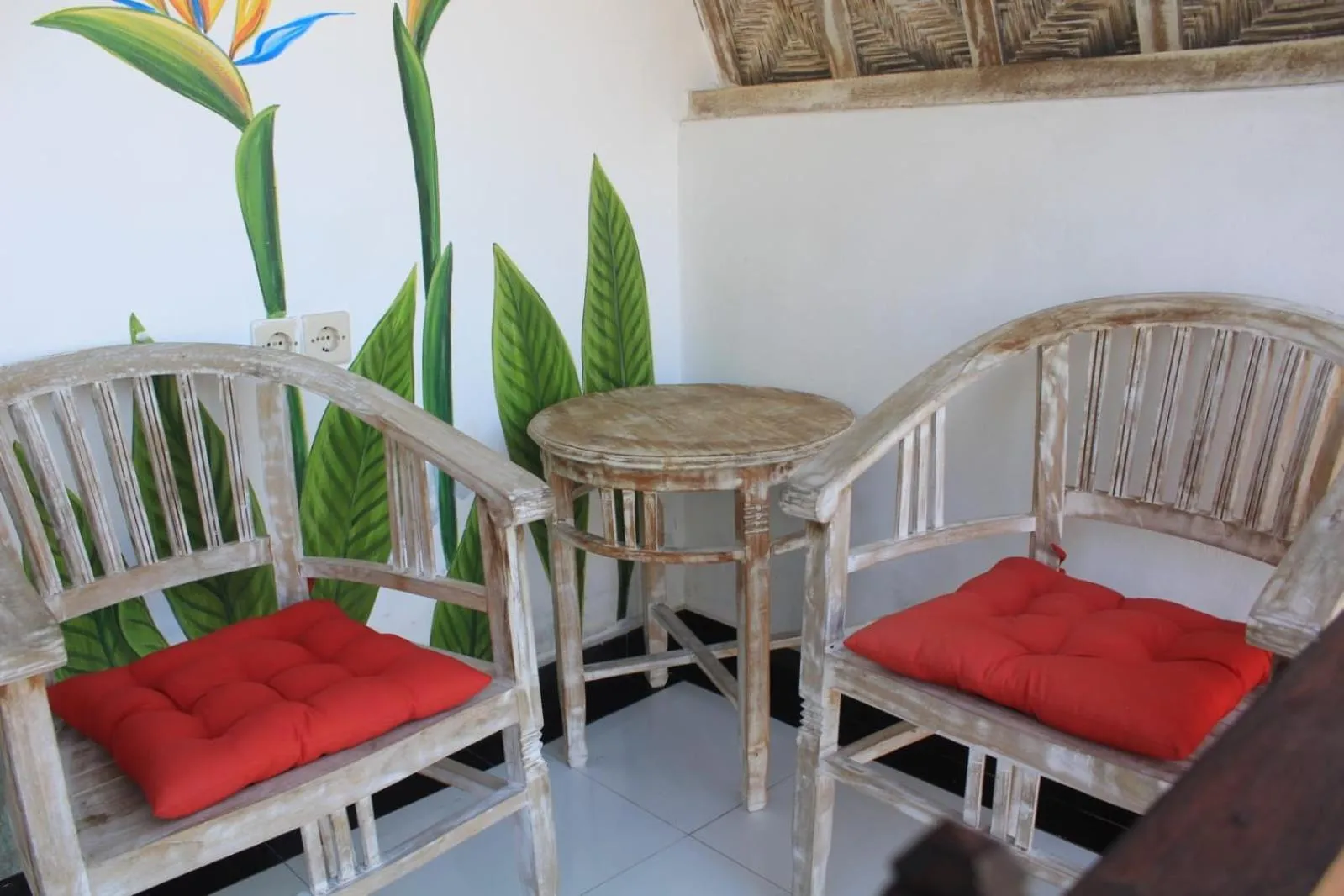Seating area in Penida Hills