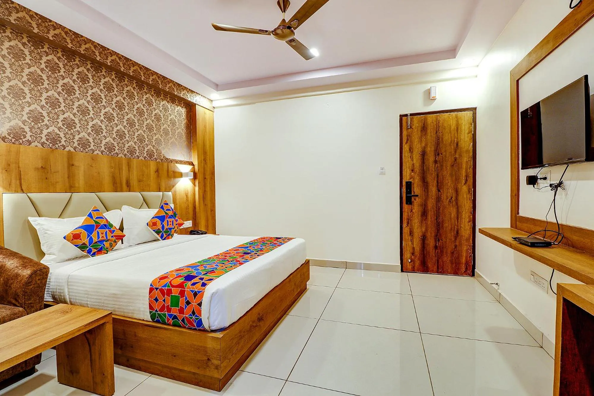 TV and multimedia, Bed in FabHotel Rotano Grand - Nr Marathahalli Bridge