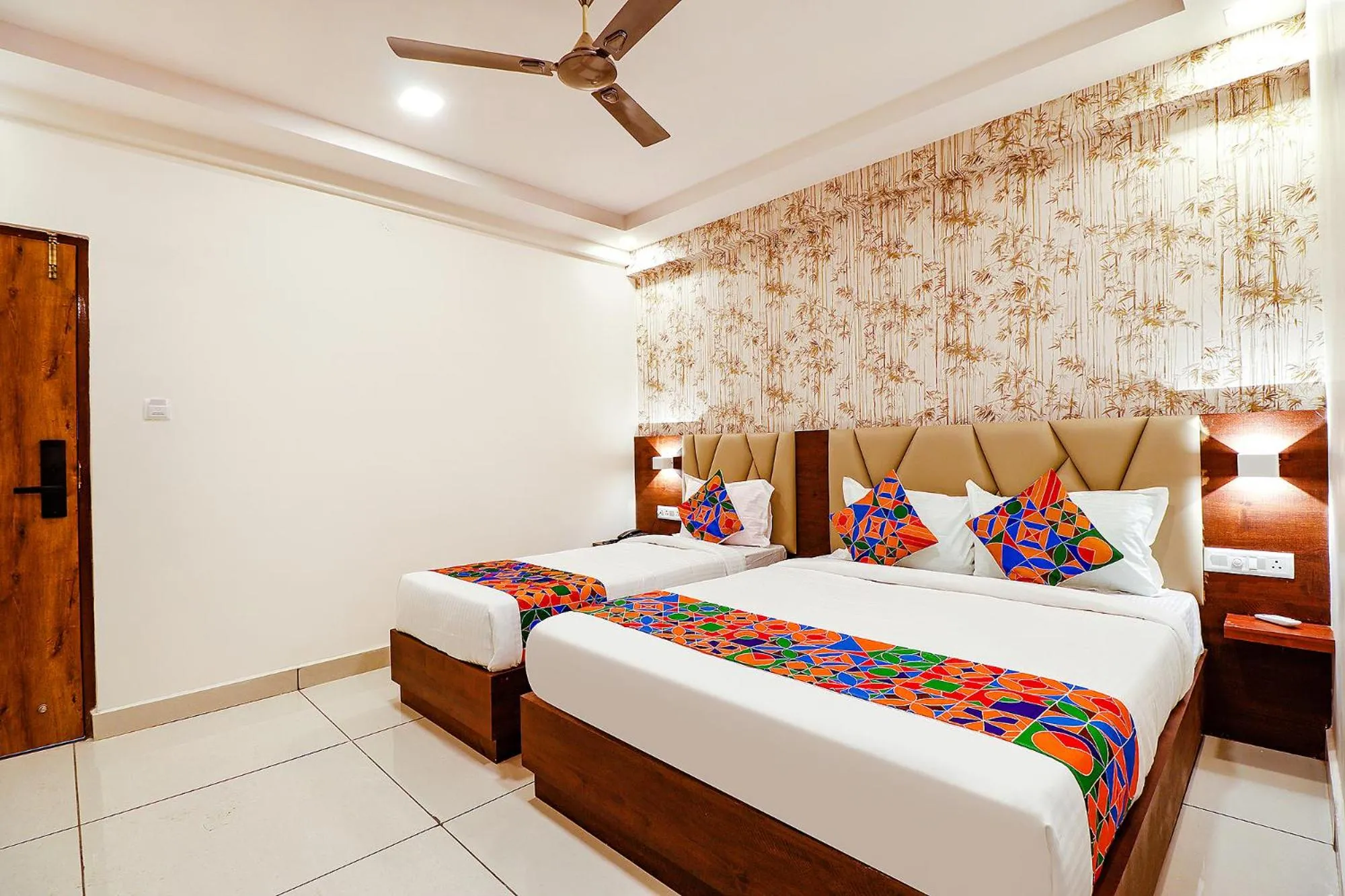 Bed in FabHotel Rotano Grand - Nr Marathahalli Bridge