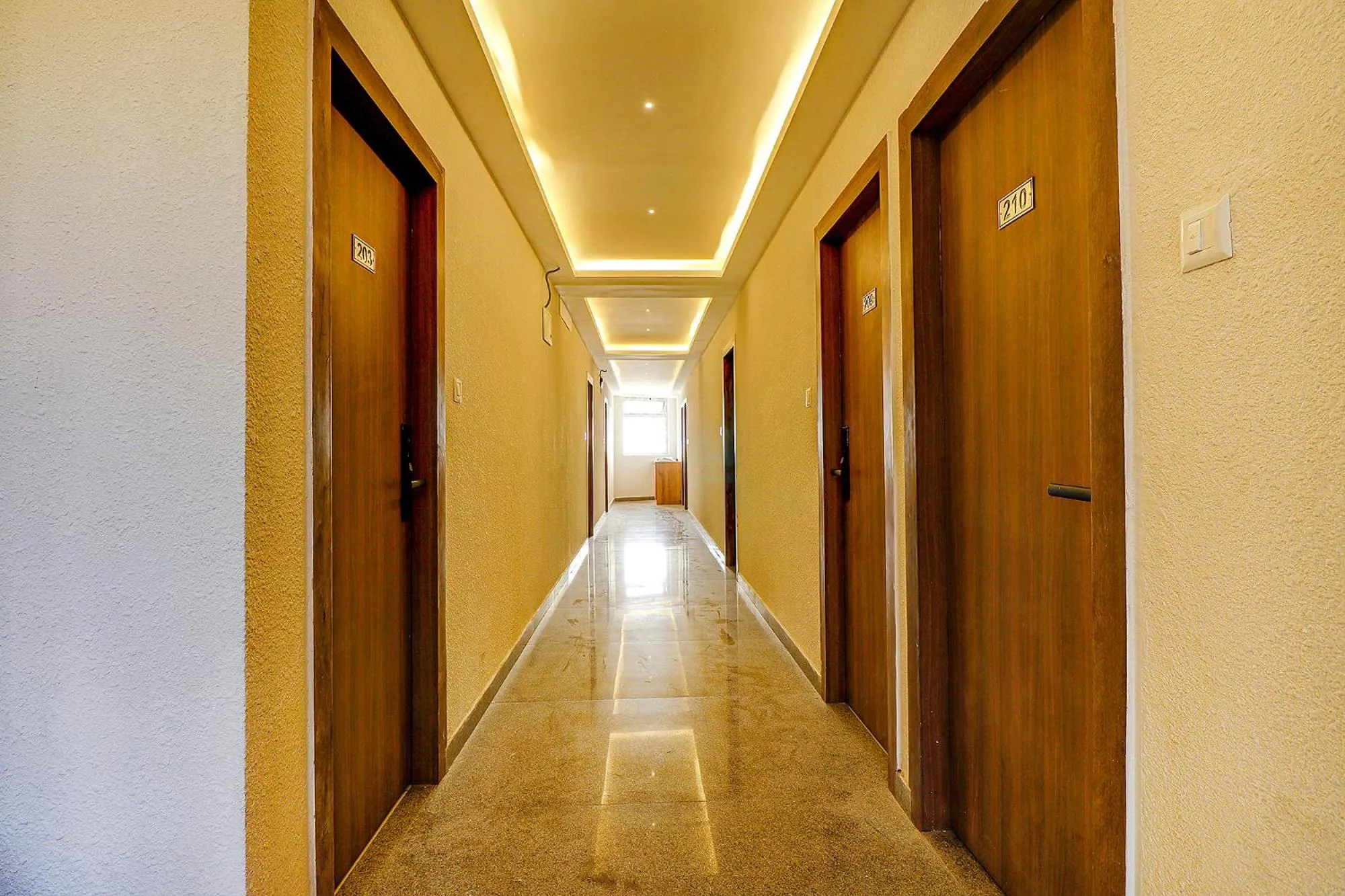 Lobby or reception in FabHotel Rotano Grand - Nr Marathahalli Bridge