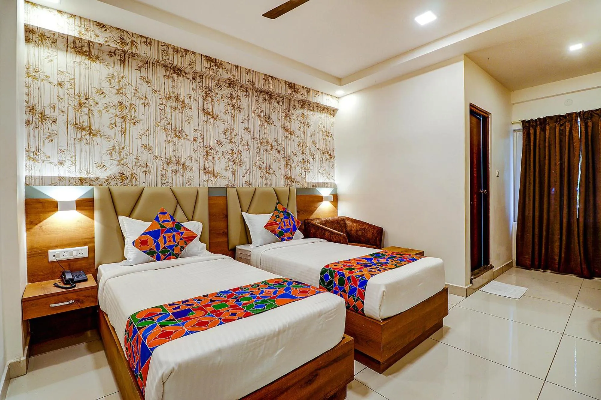 Bed in FabHotel Rotano Grand - Nr Marathahalli Bridge