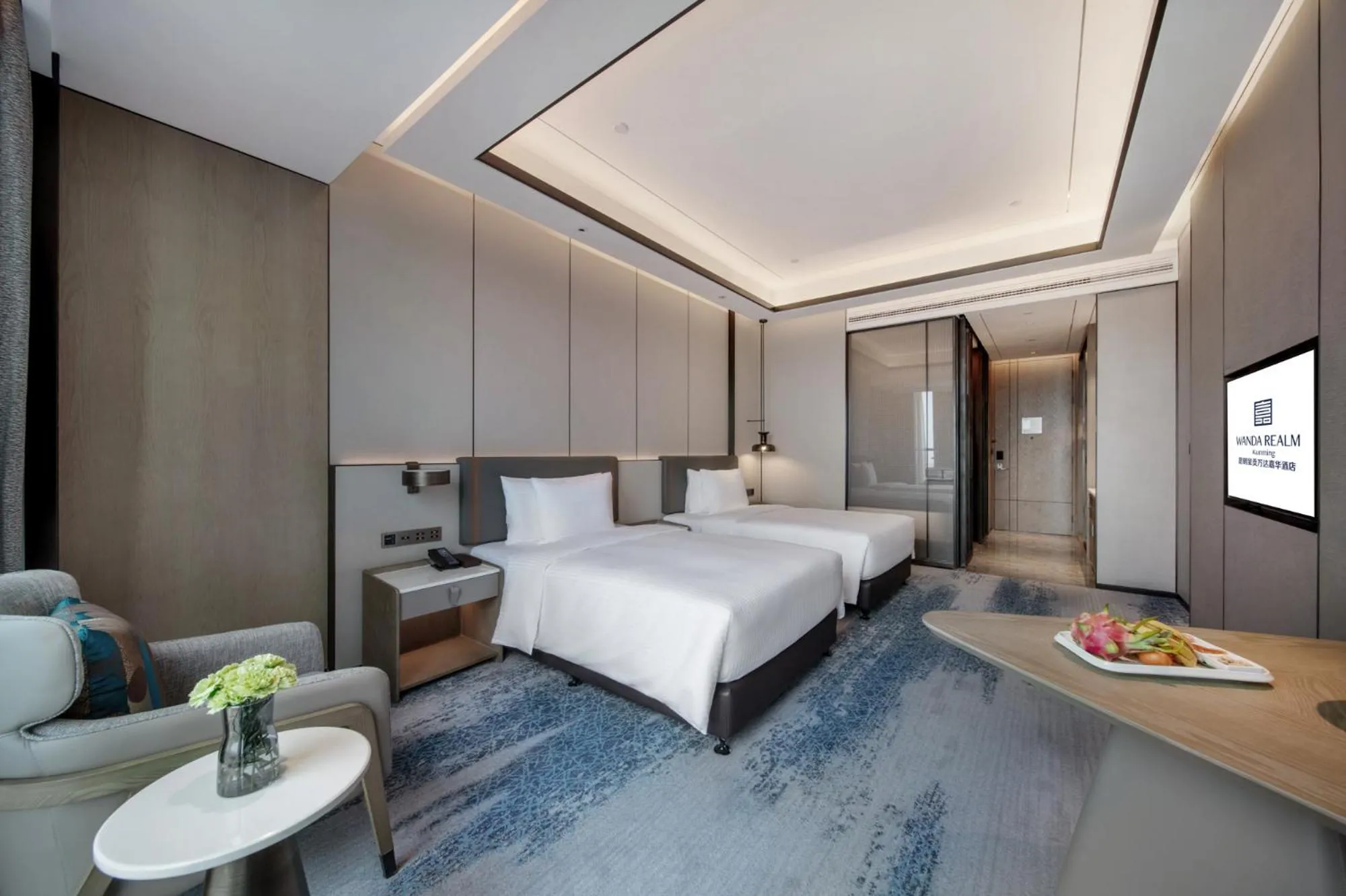 Bed in Wanda Realm Kunming