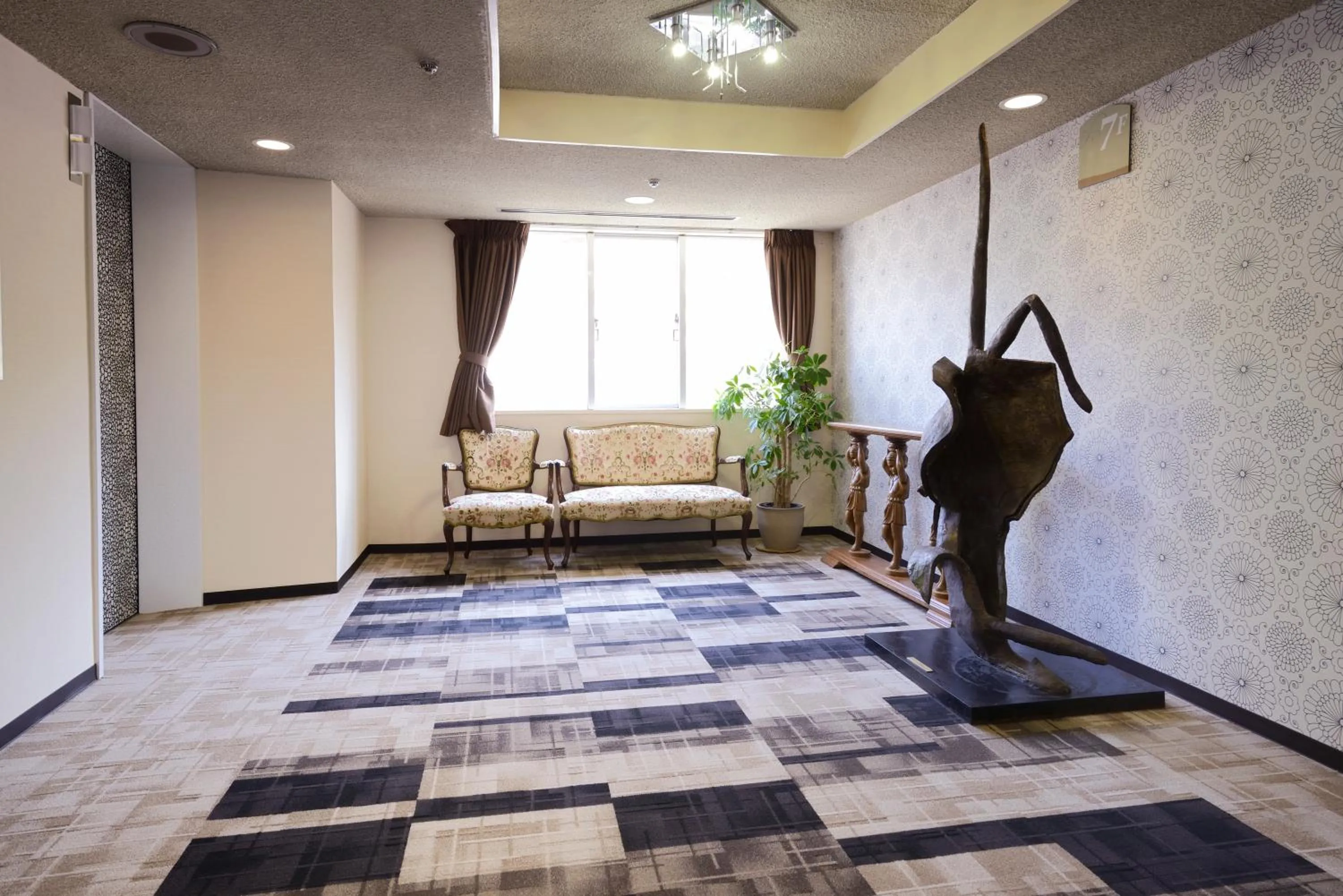 elevator in Hotel Seiryu Japanese Spa inn with spectacular view in Osaka