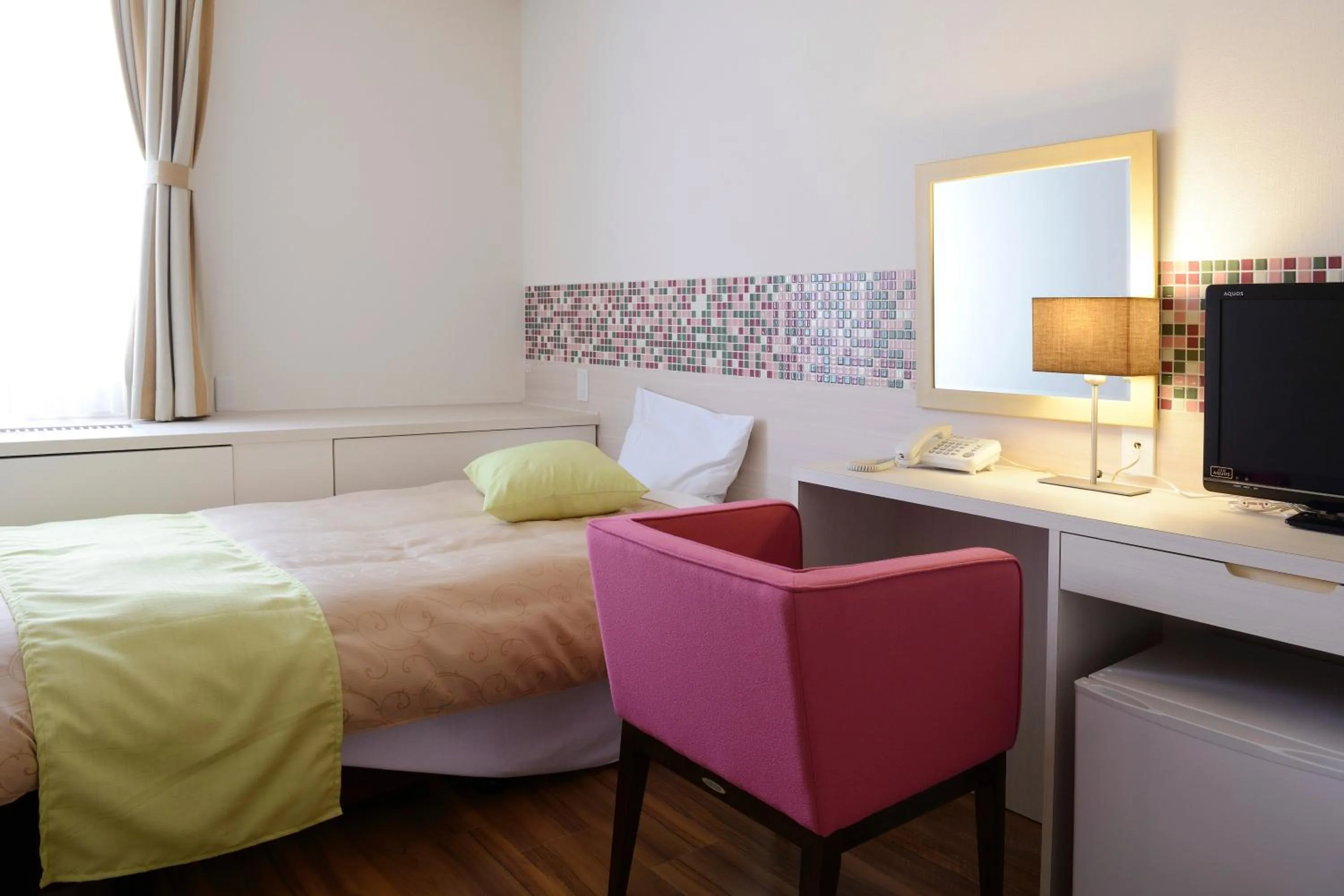 Bed in Hotel Seiryu Japanese Spa inn with spectacular view in Osaka