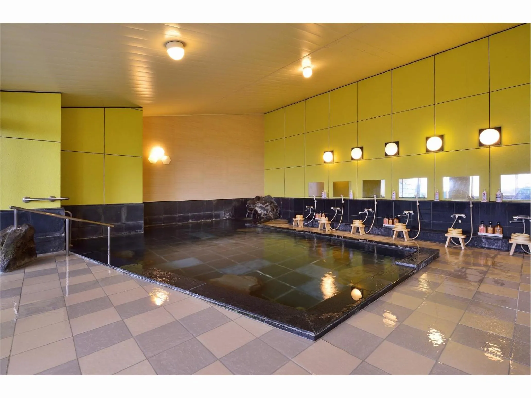 Hot Spring Bath in Hotel Seiryu Japanese Spa inn with spectacular view in Osaka