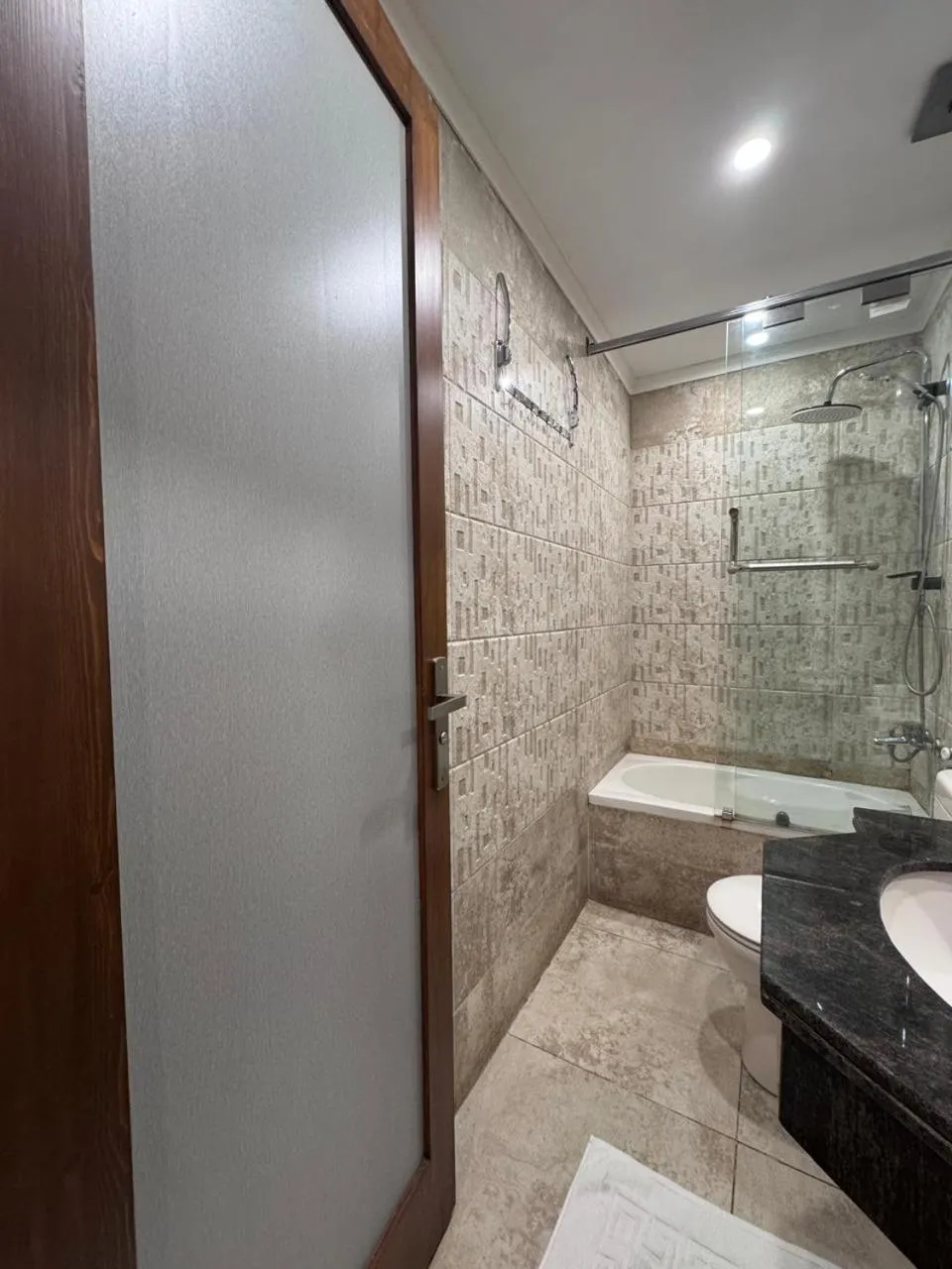 Garden City Plaza Hotel