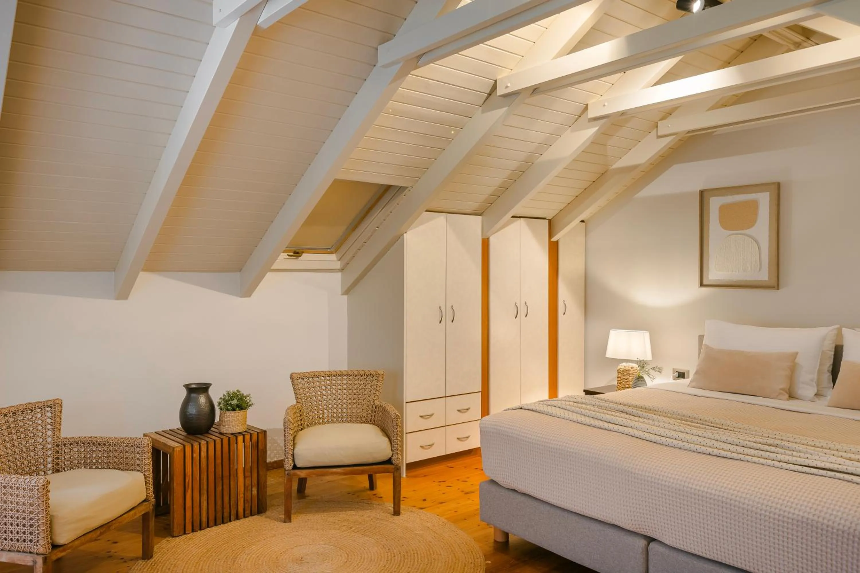 Bed in Theros Retreat