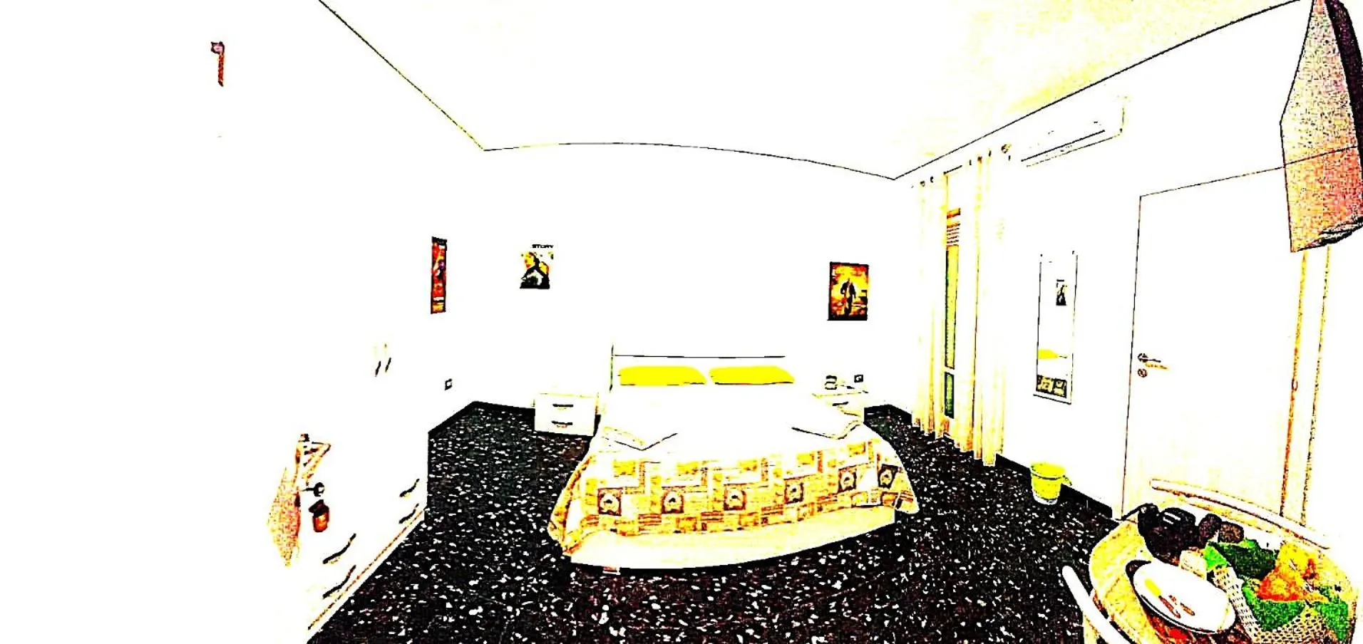 Dining area, Bed in Diana