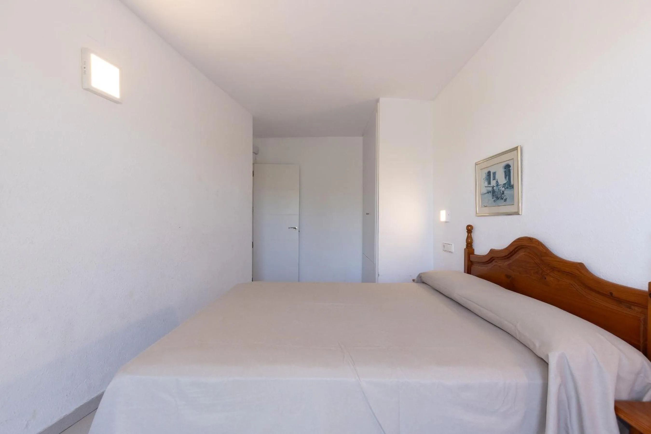 Bed in Rentalmar Royal