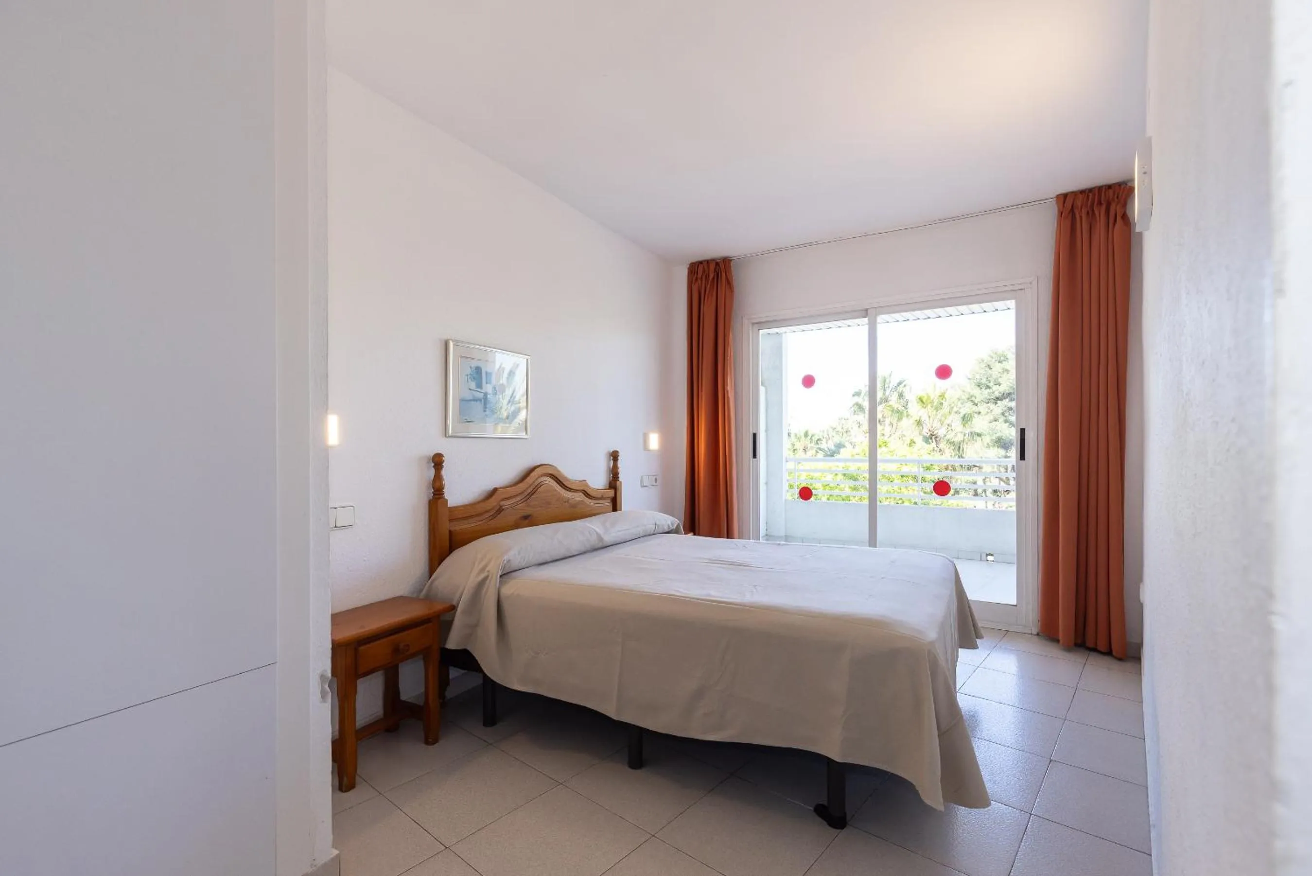 Bed in Rentalmar Royal