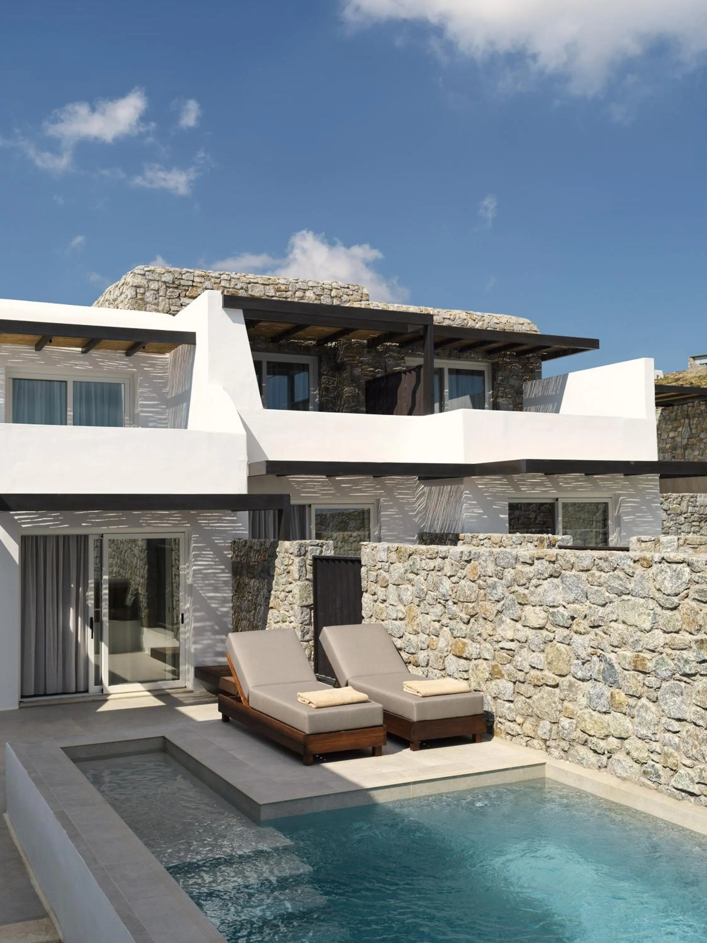 Property building in Ezio Bo Luxury Living