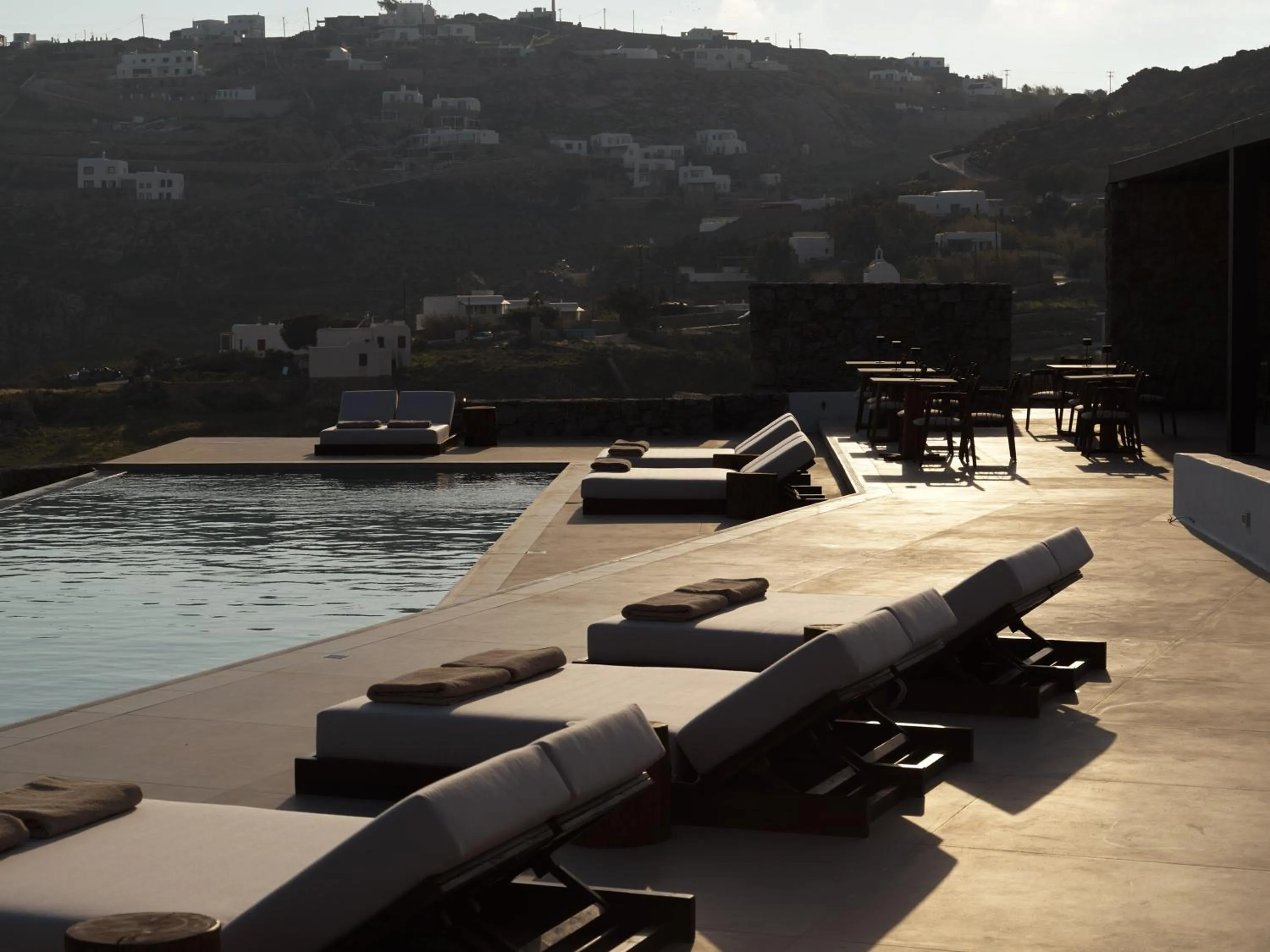 Day in Ezio Bo Luxury Living