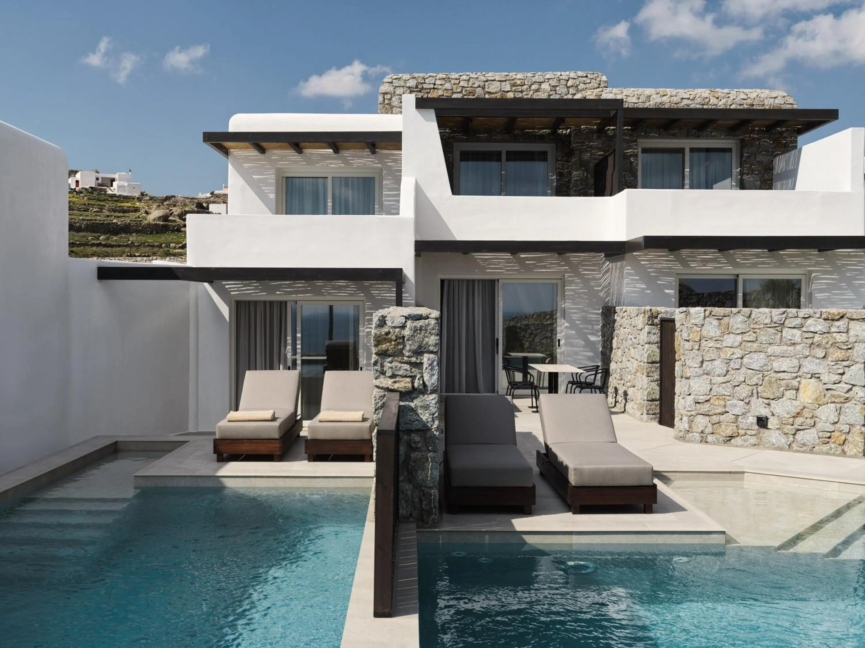 Property building in Ezio Bo Luxury Living