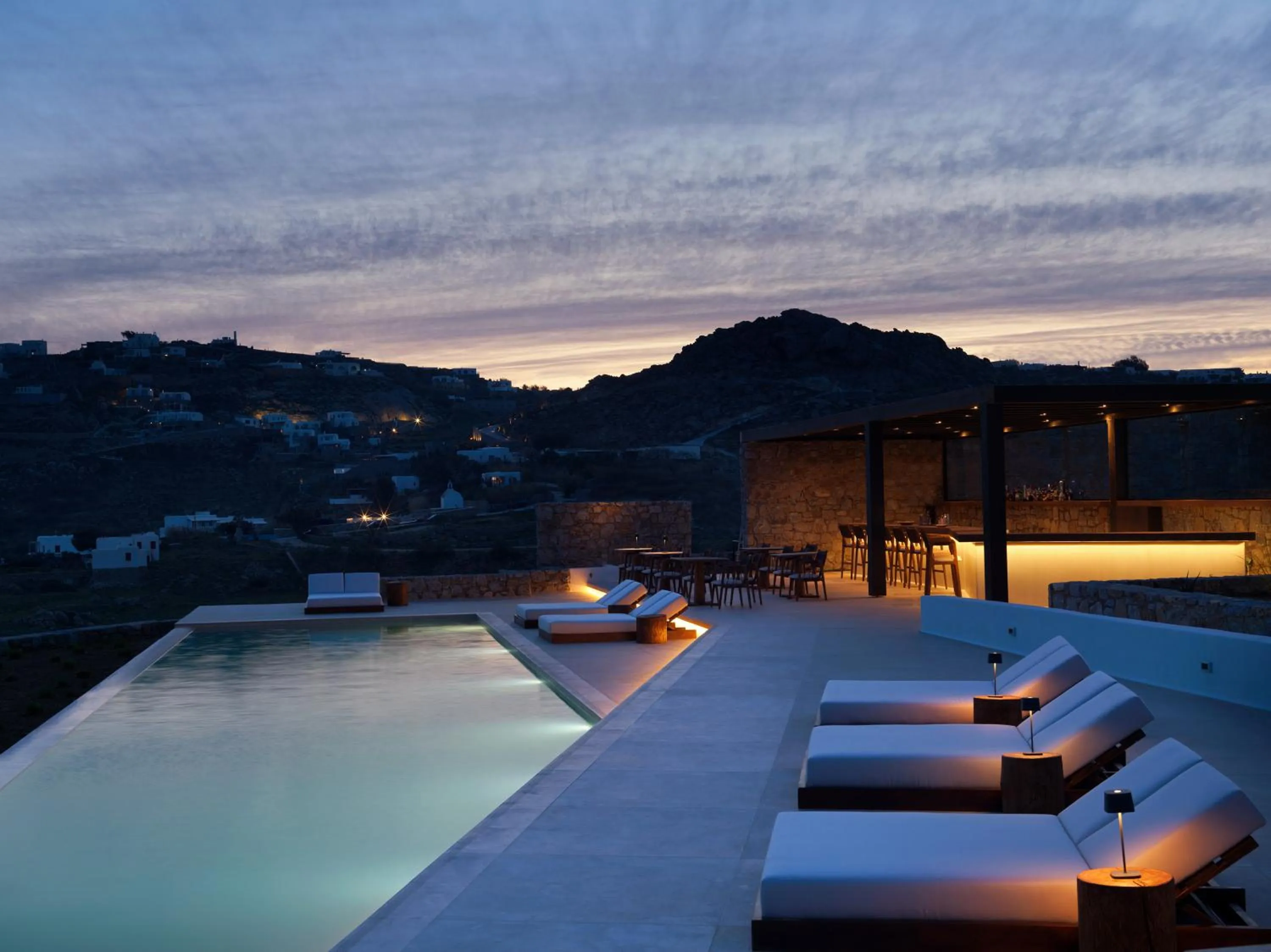 Night in Ezio Bo Luxury Living