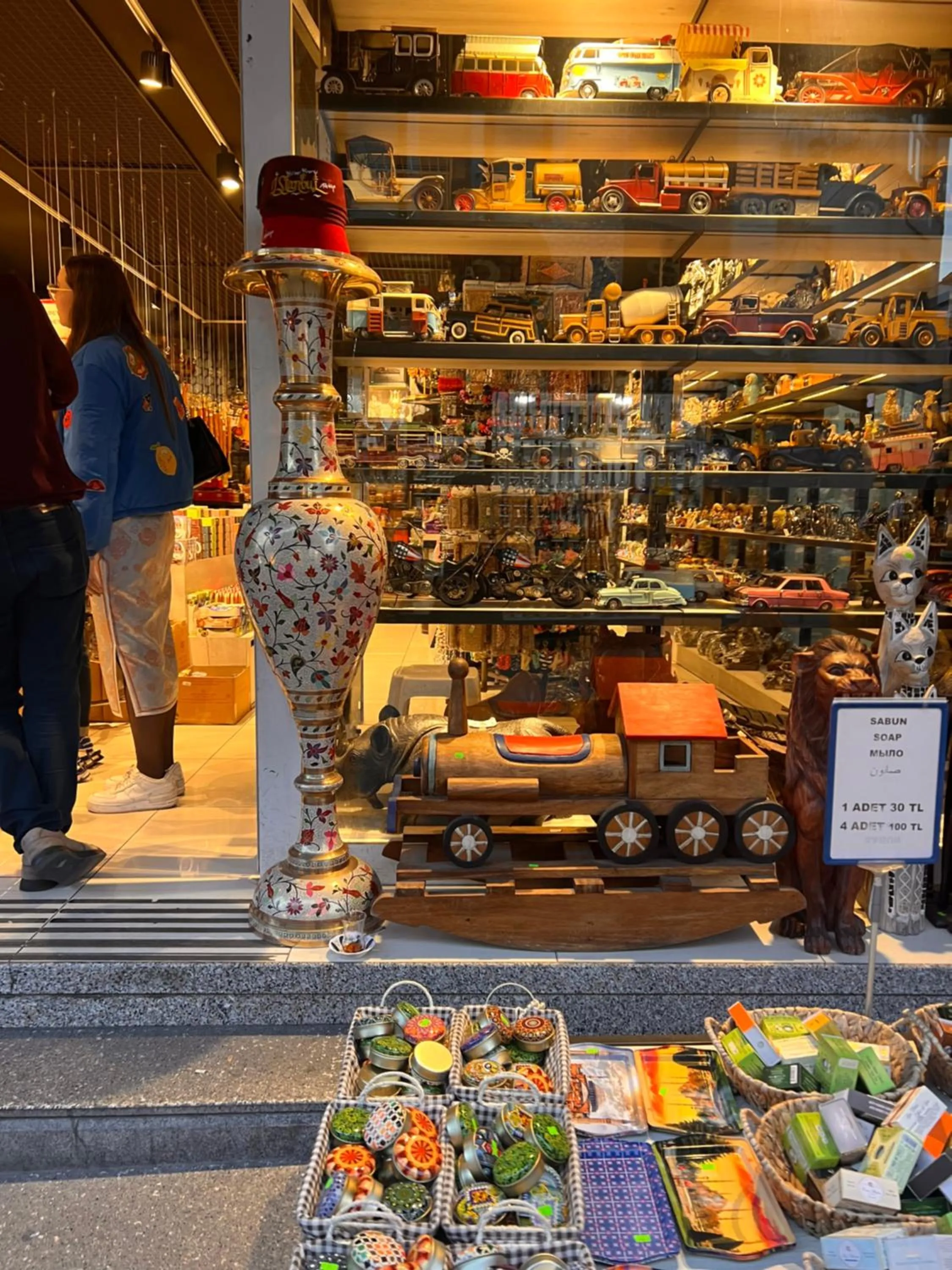 Shopping Area in Sami hotel