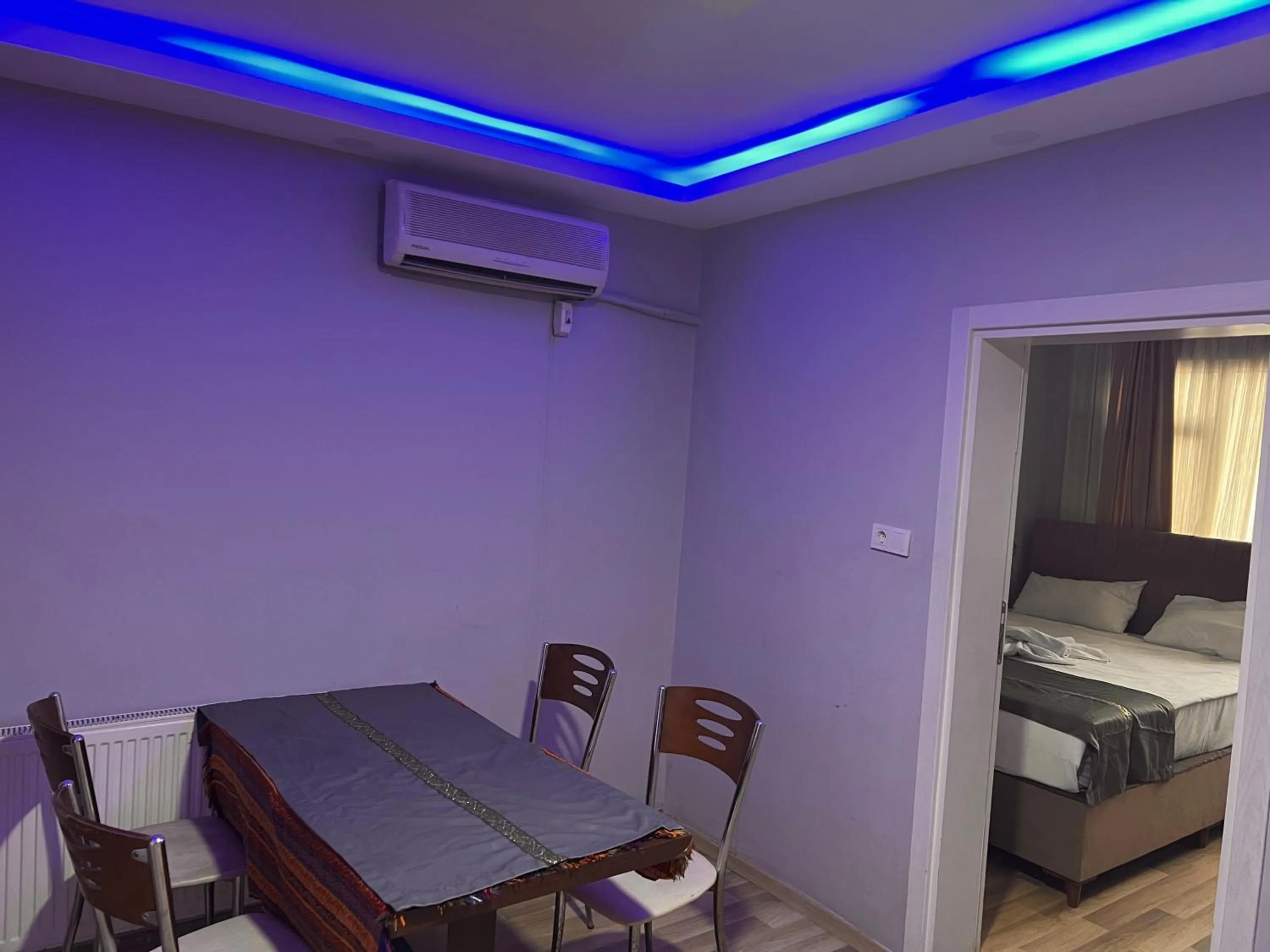 Living room, Bed in Sami hotel