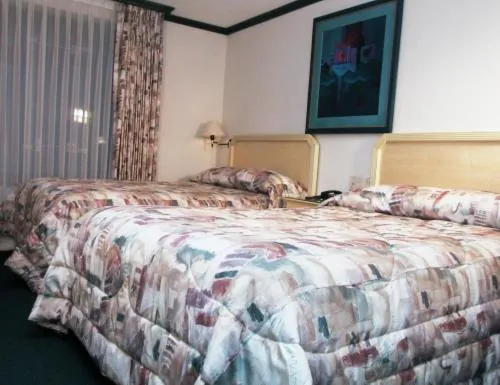 Bed in Plaza Mayor Hotel