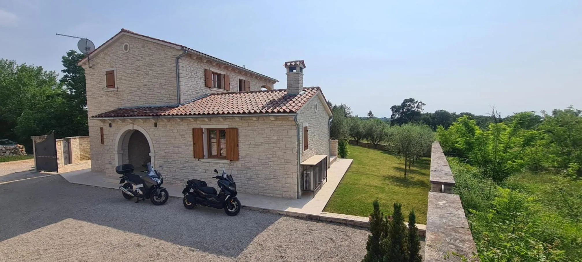 Property building in Villa Stella