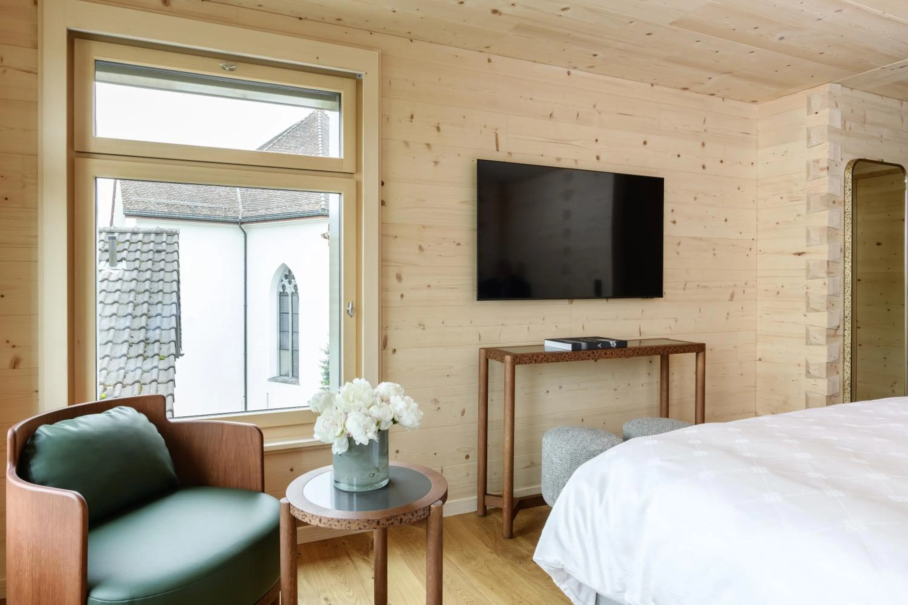 TV and multimedia, Bed in Appenzeller Huus Löwen