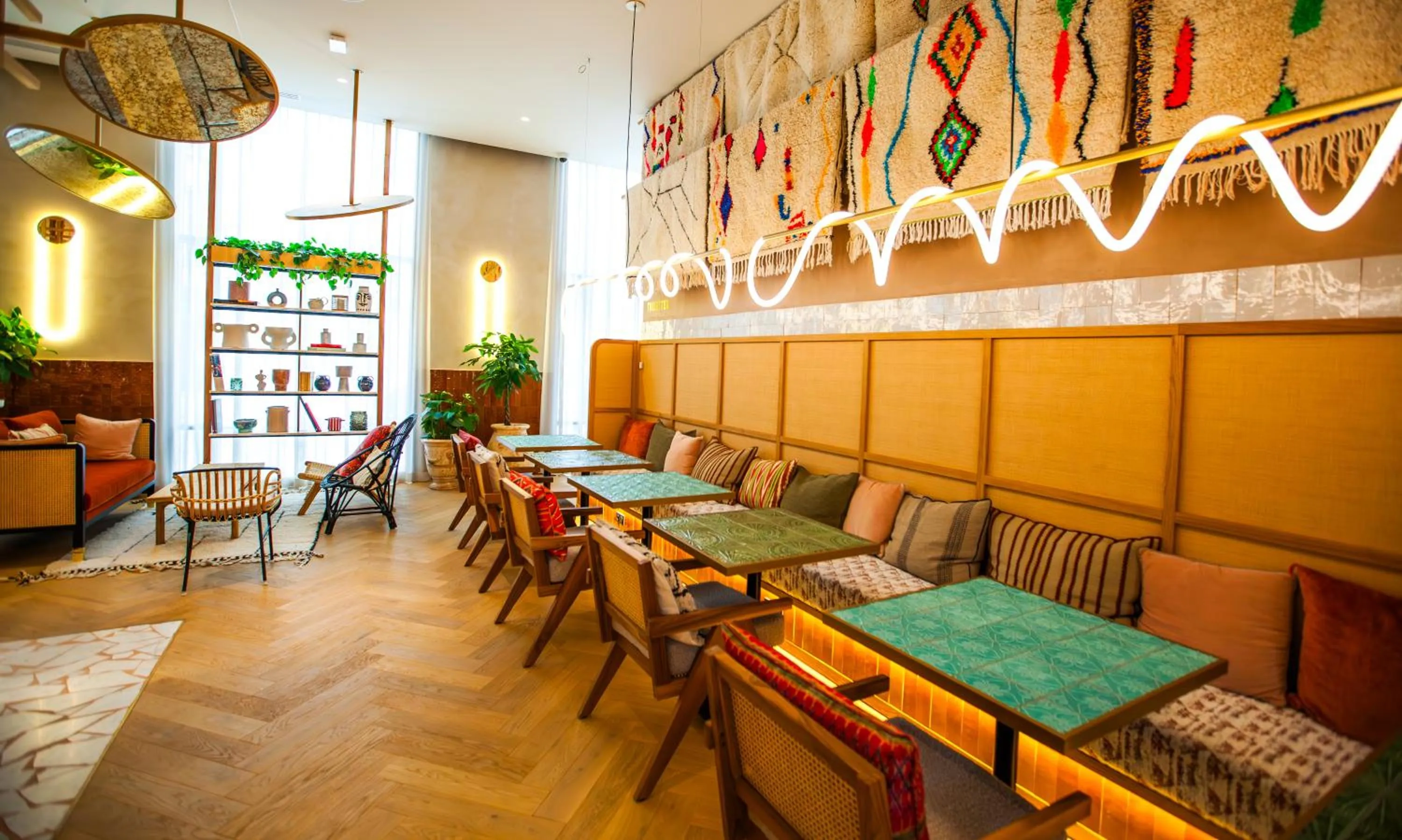 Restaurant/places to eat in Bloom House Hôtel & SPA