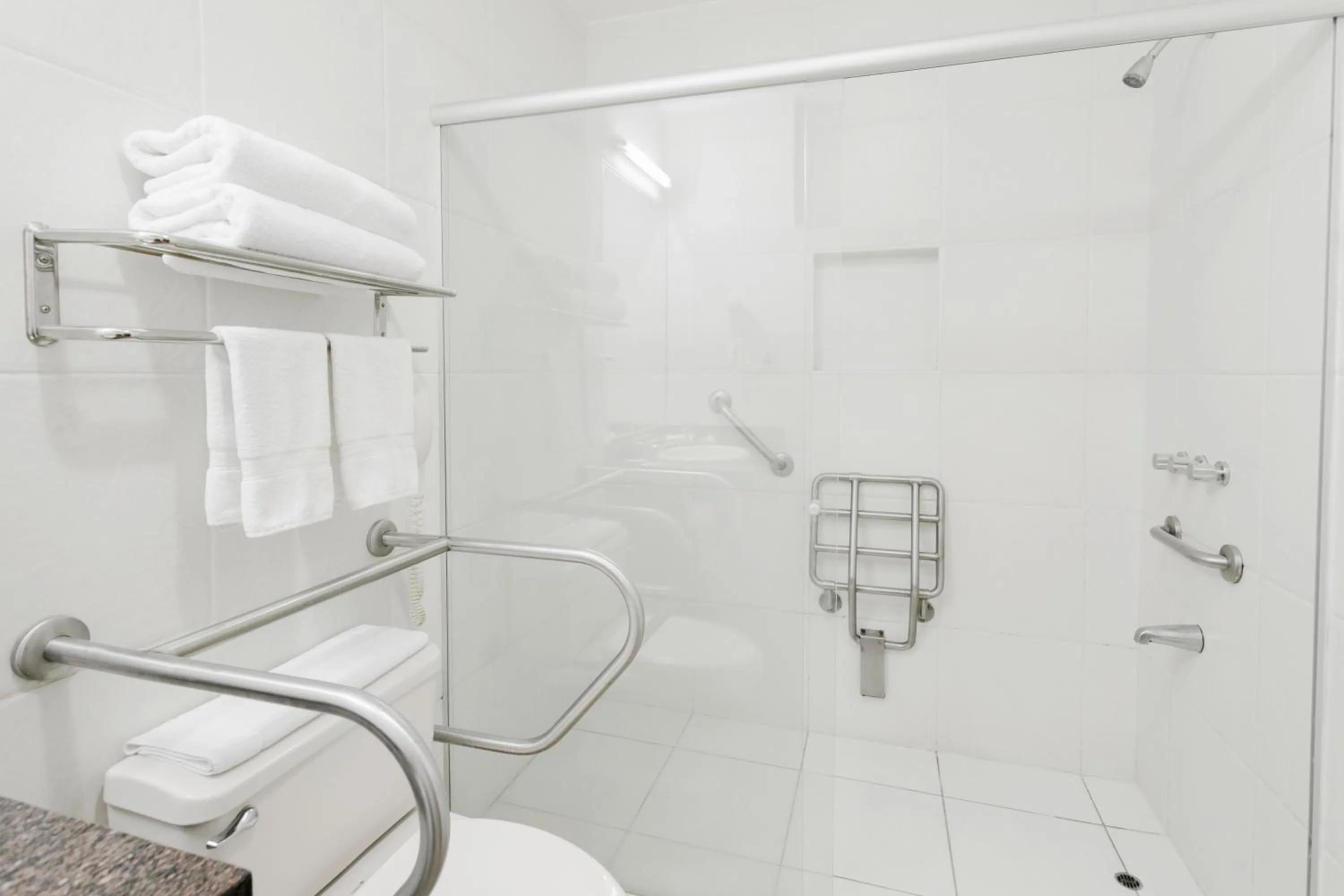 Bathroom in Wyndham Costa del Sol Chiclayo