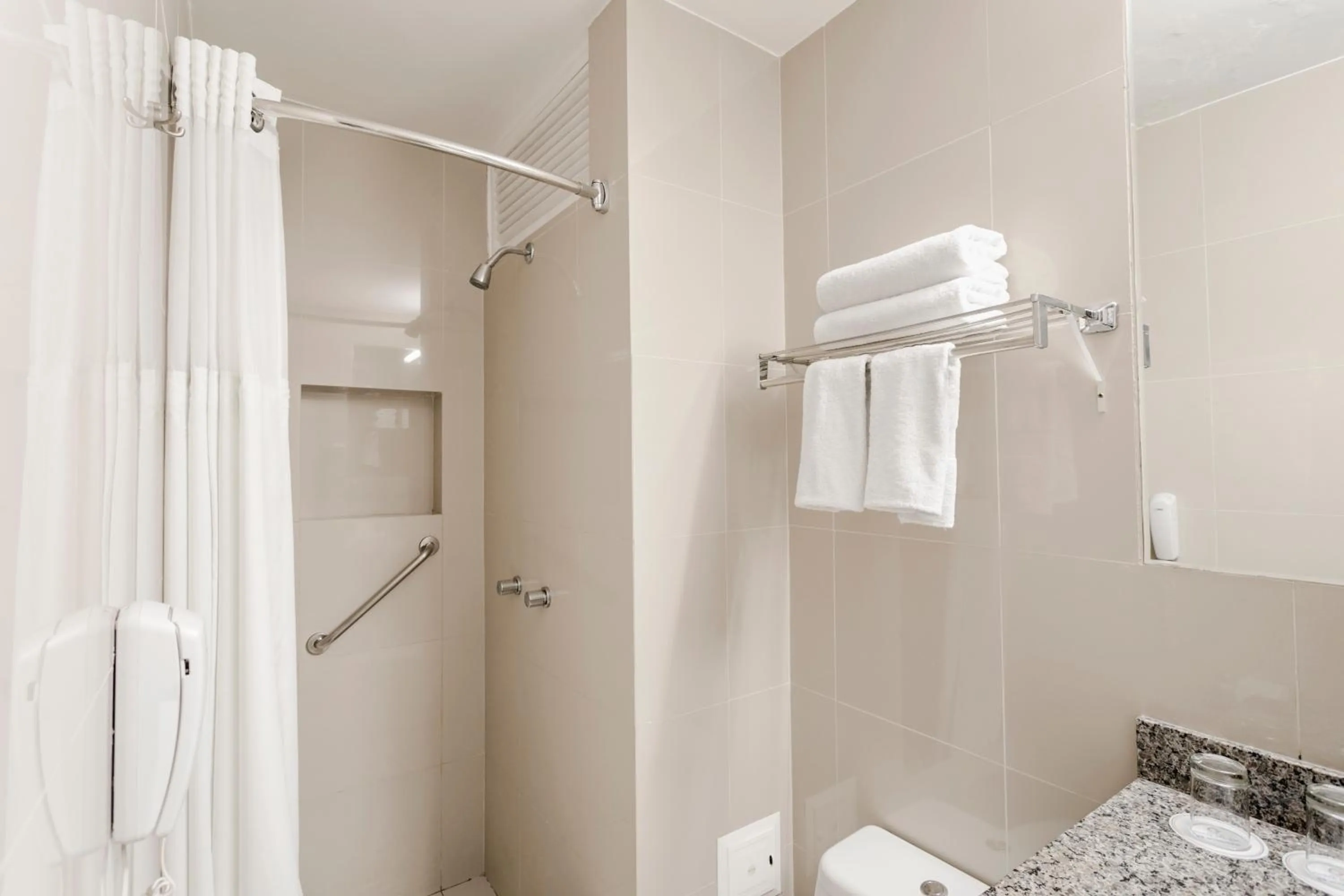 Bathroom in Wyndham Costa del Sol Chiclayo