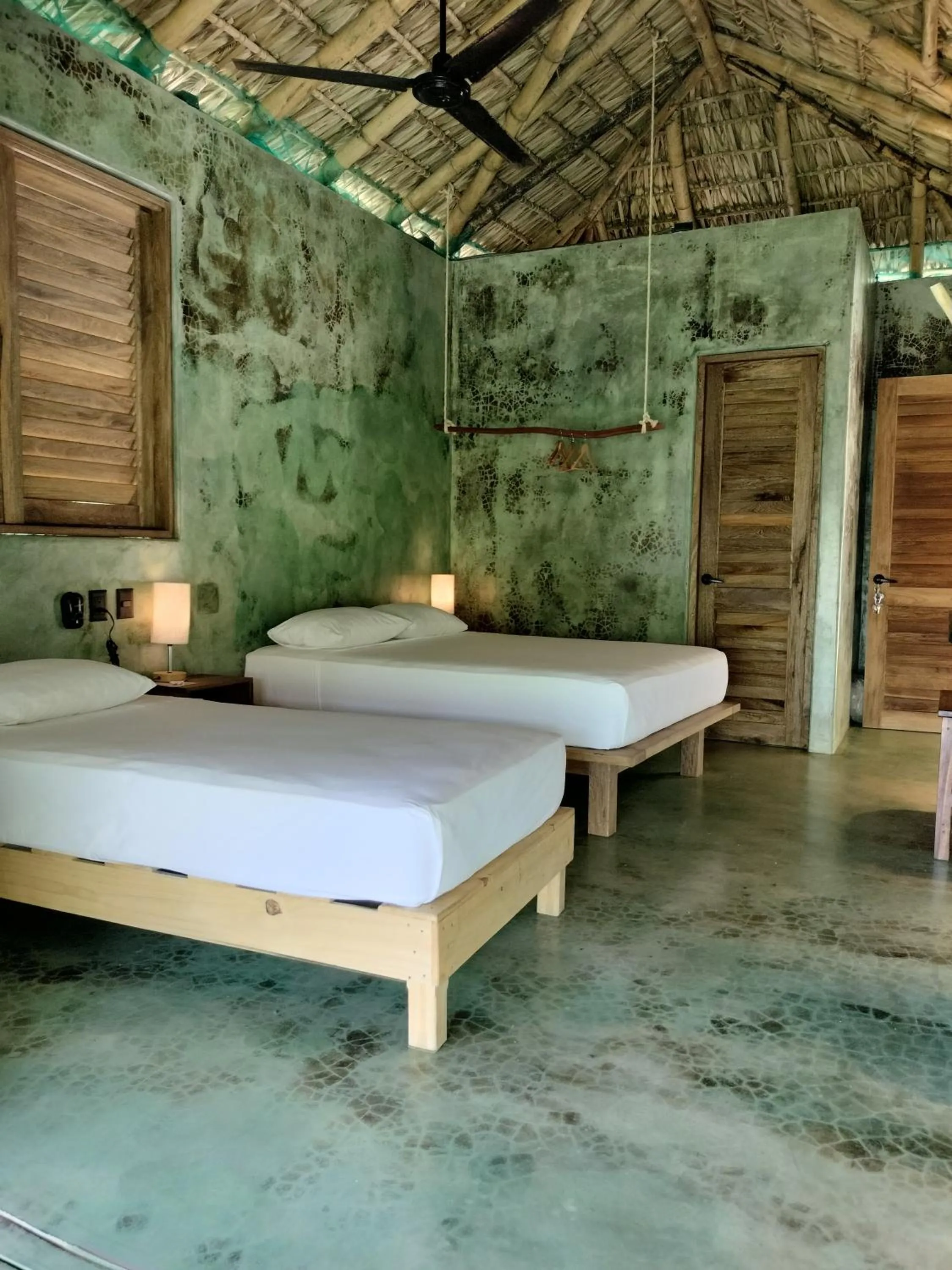 Property building, Bed in COCOS HOTEL