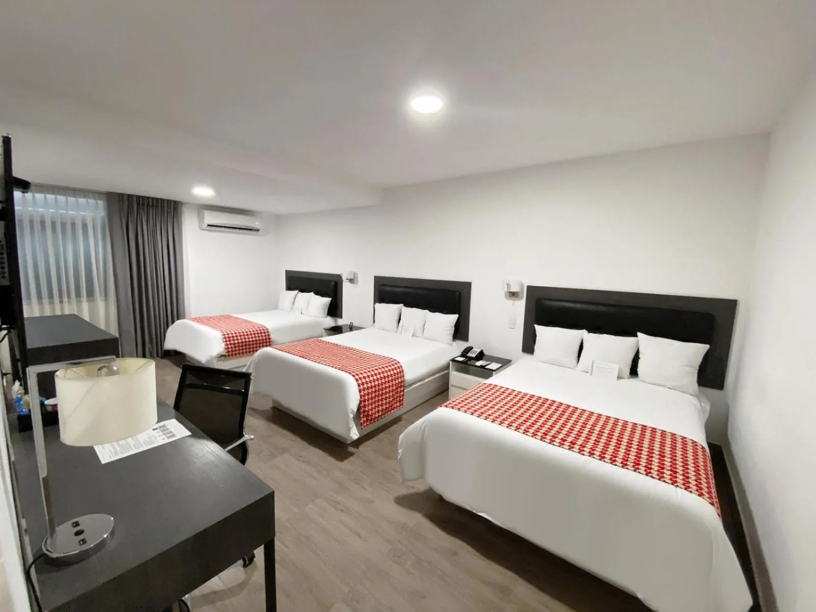 Bedroom, Bed in Wyndham Costa del Sol Tumbes