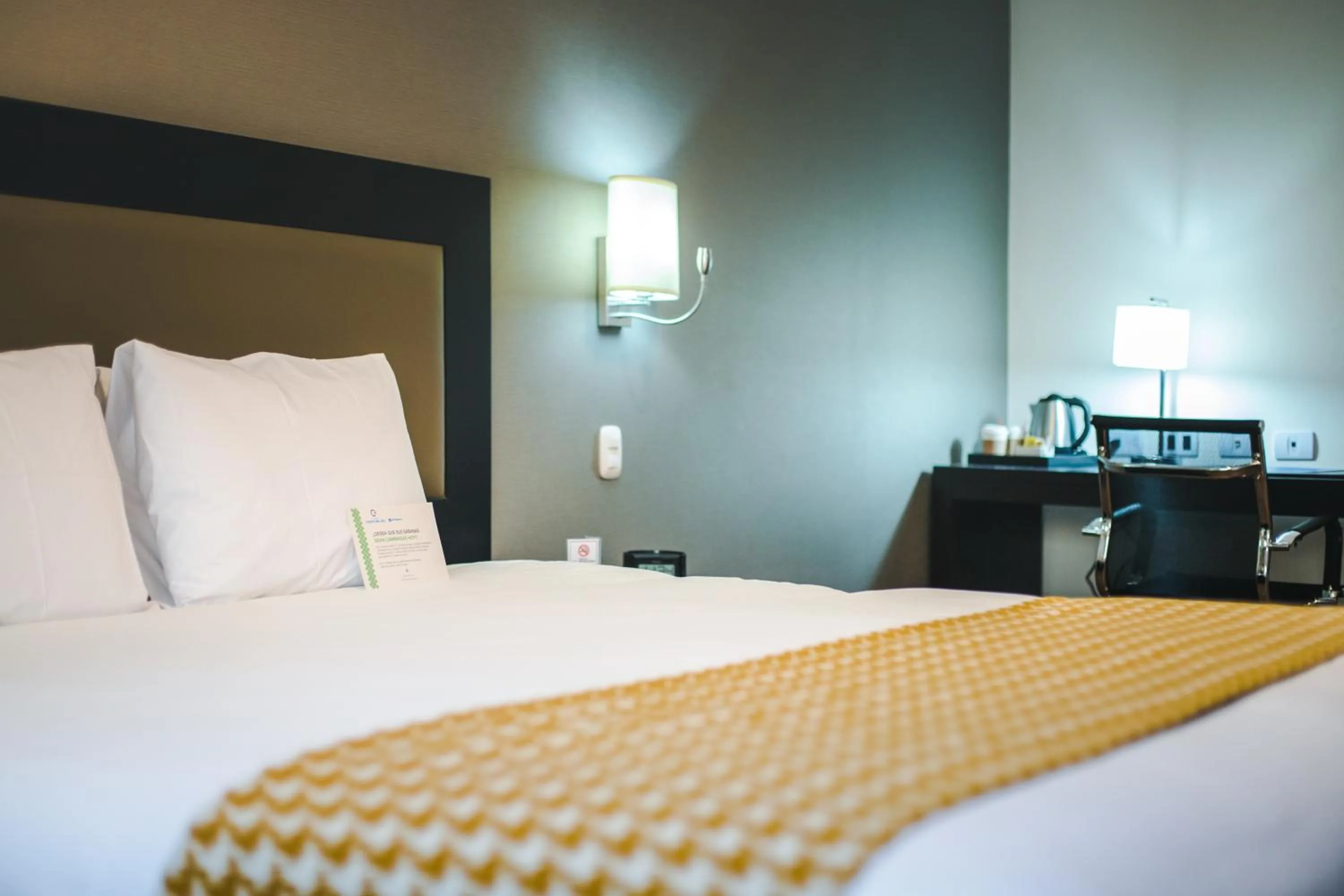 Bedroom, Bed in Wyndham Costa del Sol Piura