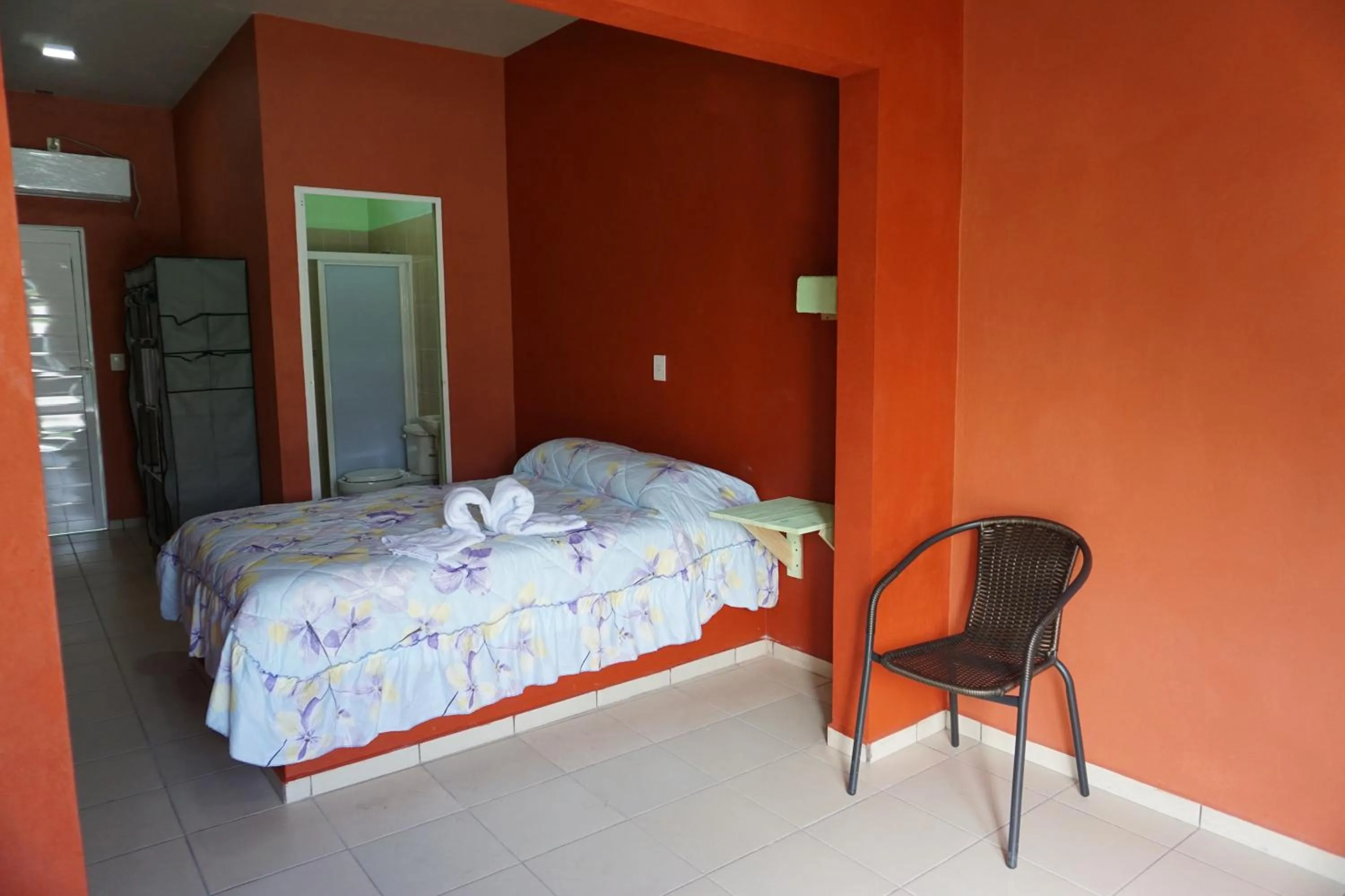 Photo of the whole room, Bed in Velaria