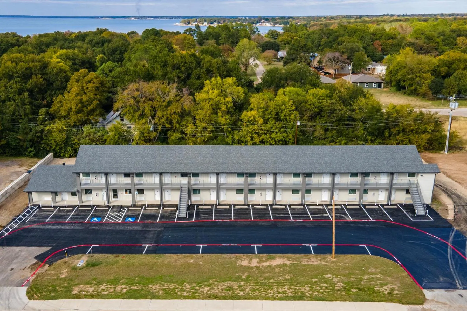 Property building in Extended Stay Gun Barrel City