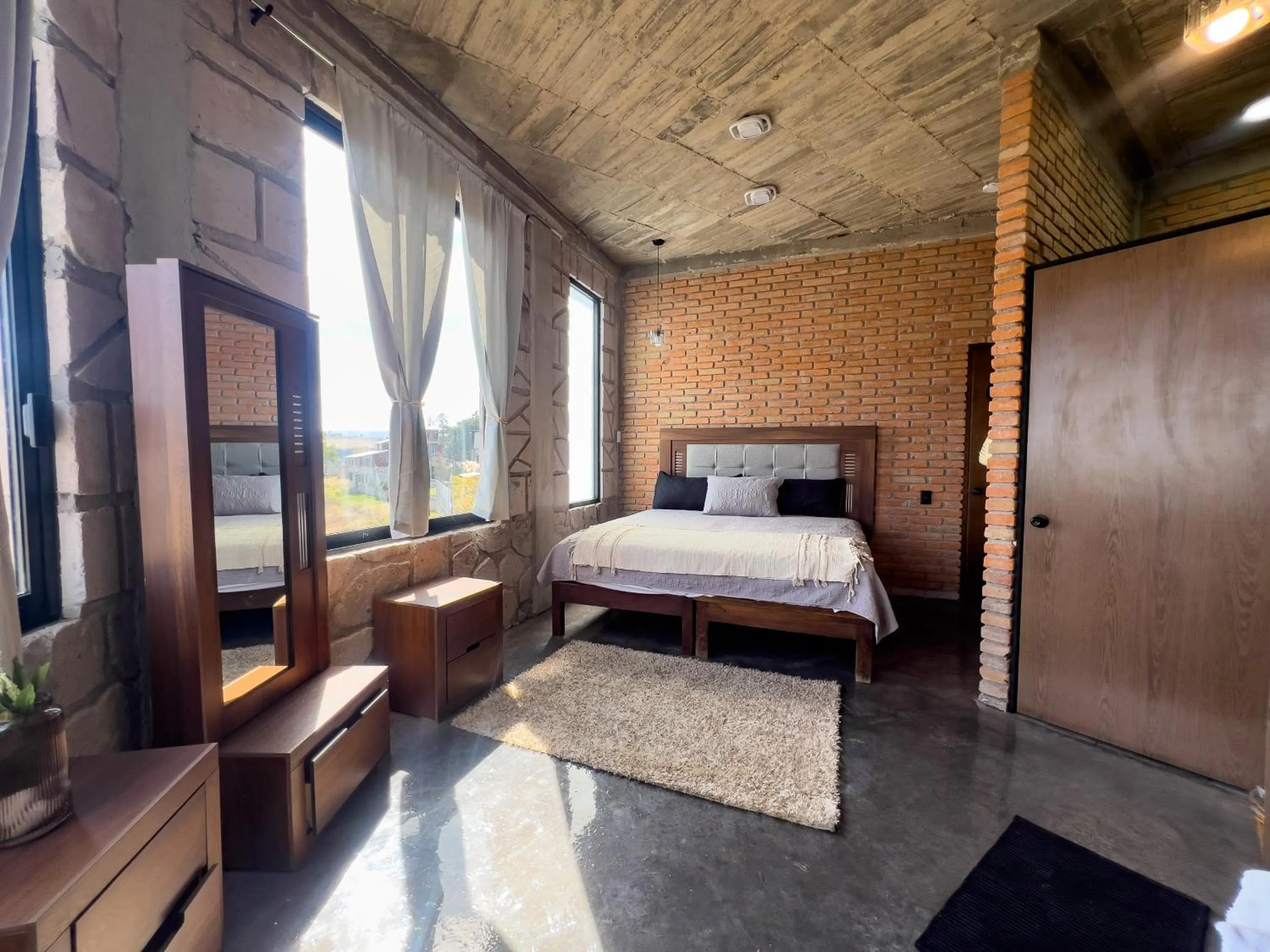 Photo of the whole room, Bed in Dos Aguas Hotel Boutique