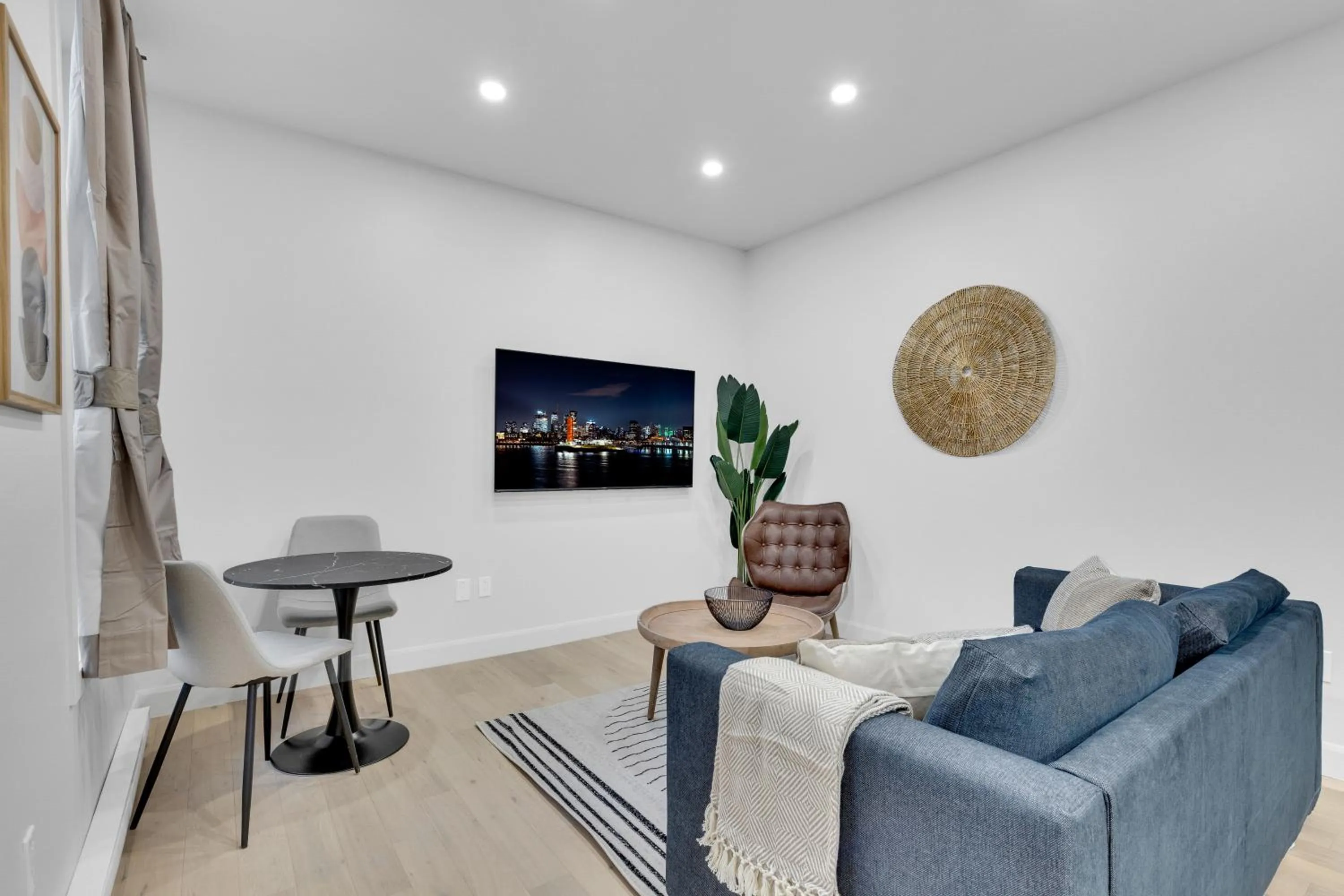 Deluxe Suites Downtown Montreal