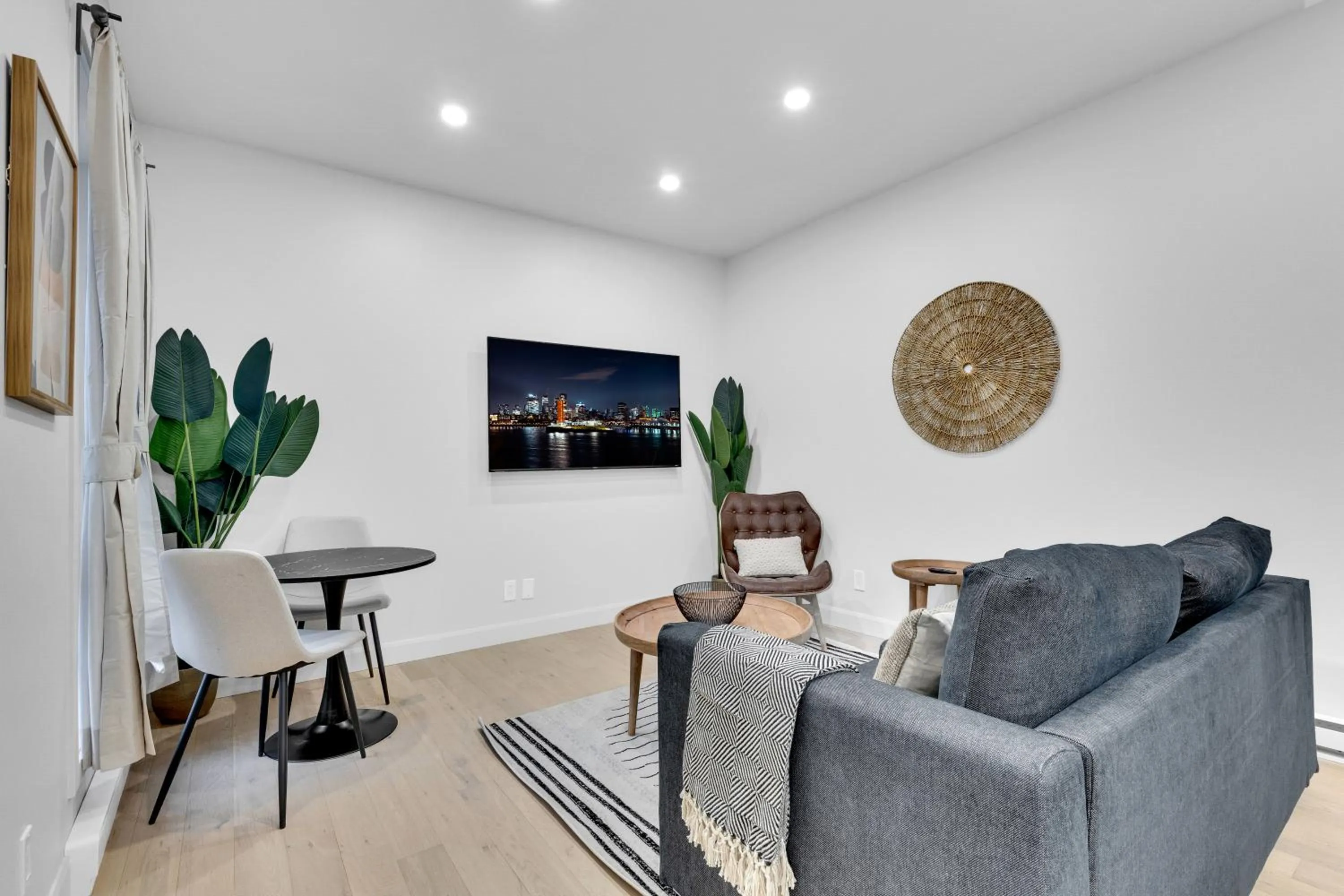 Deluxe Suites Downtown Montreal