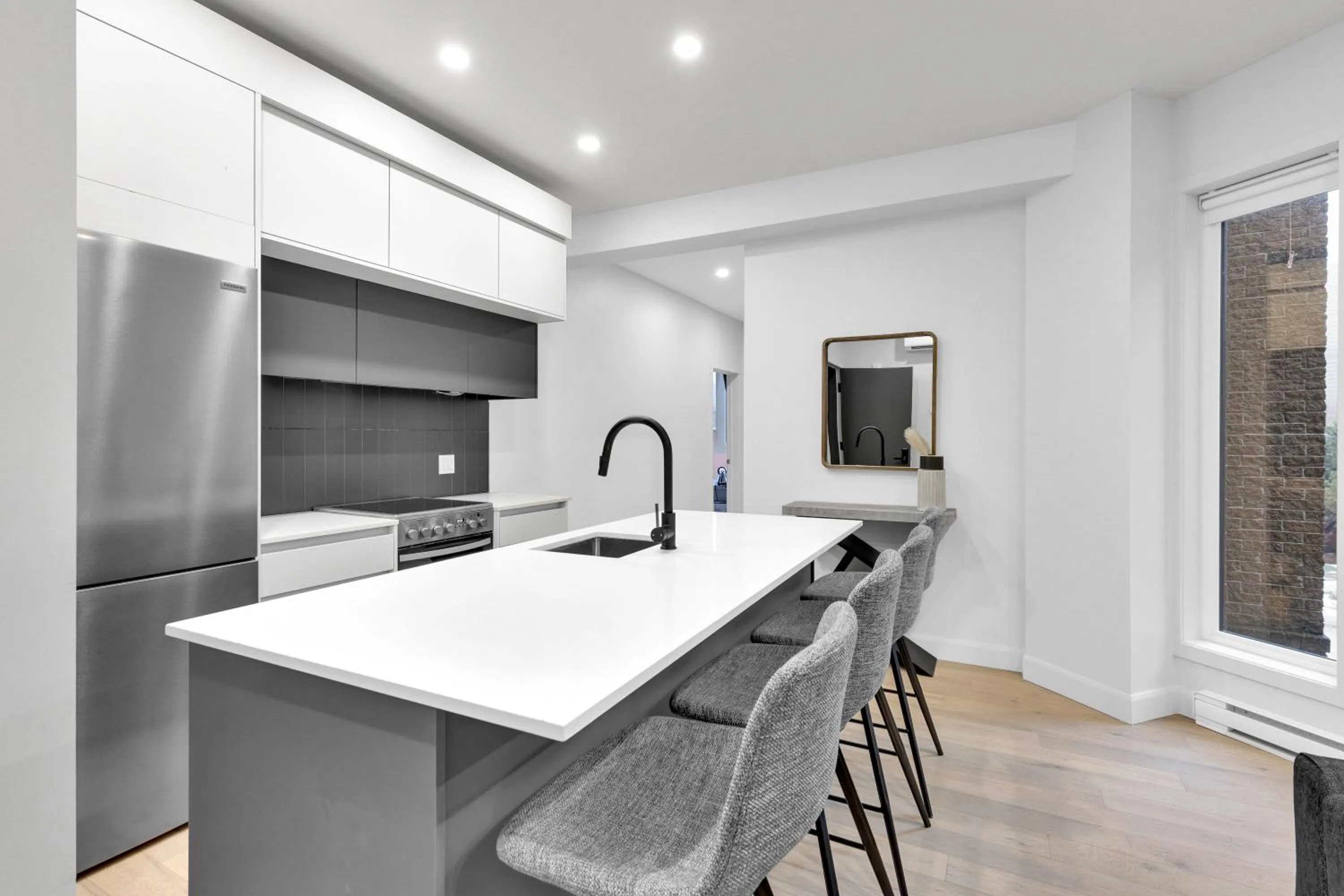 Deluxe Suites Downtown Montreal