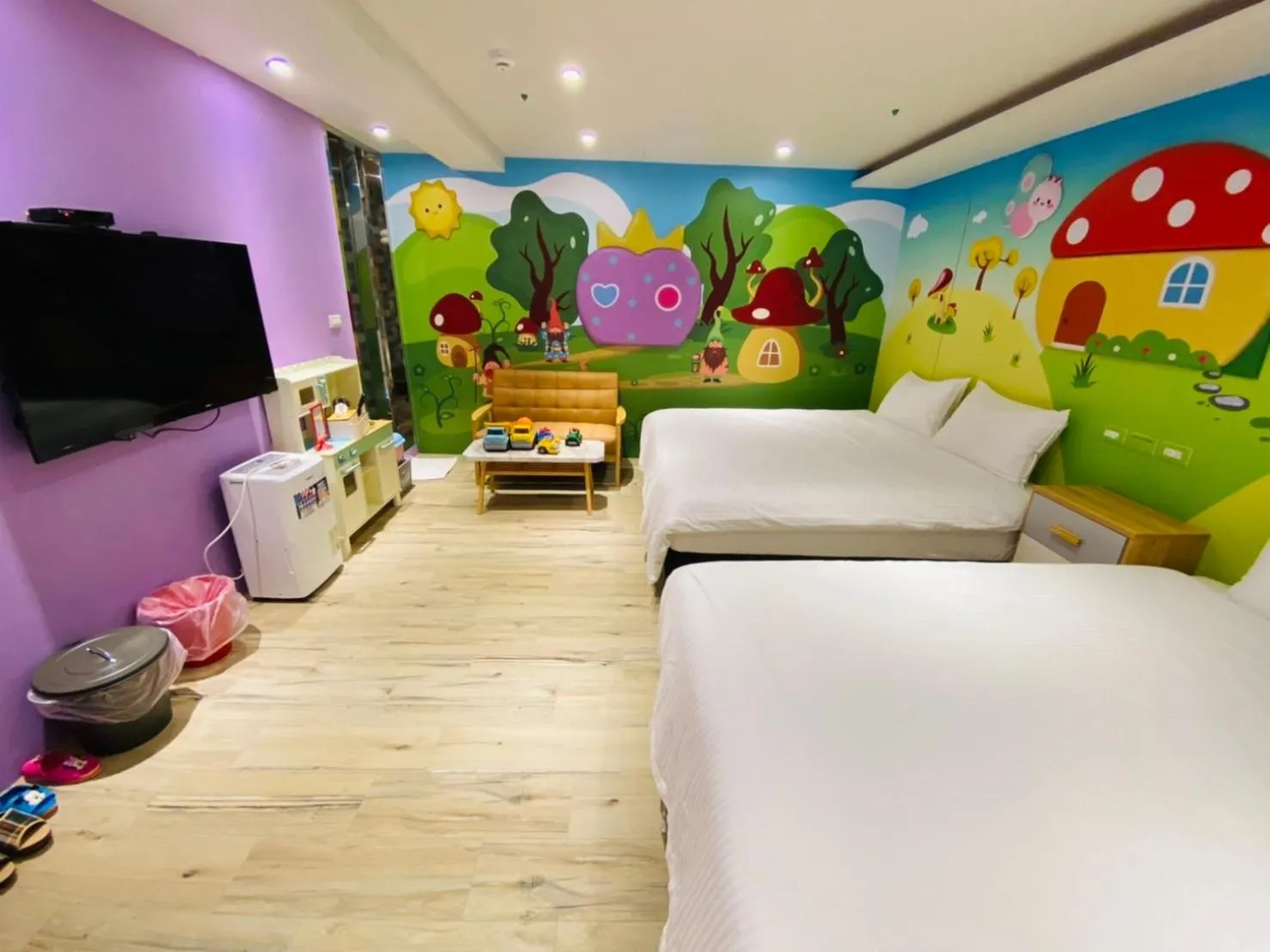 Photo of the whole room in Have Fun Hotel