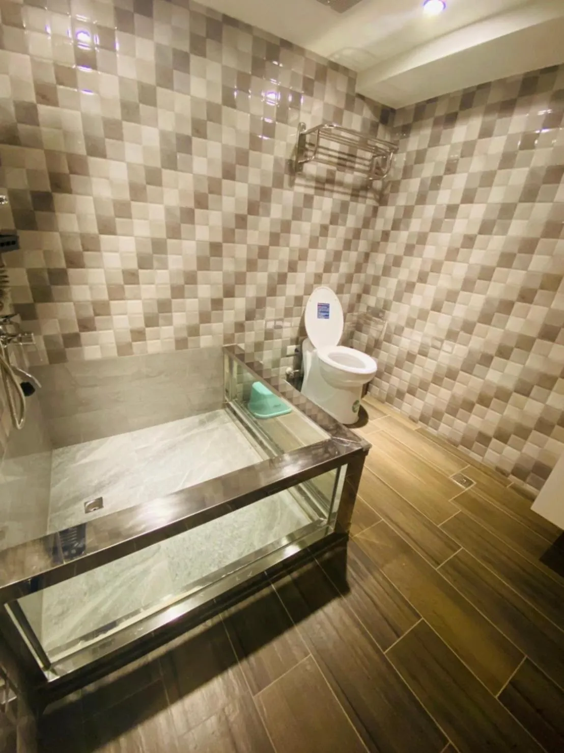 Shower in Have Fun Hotel