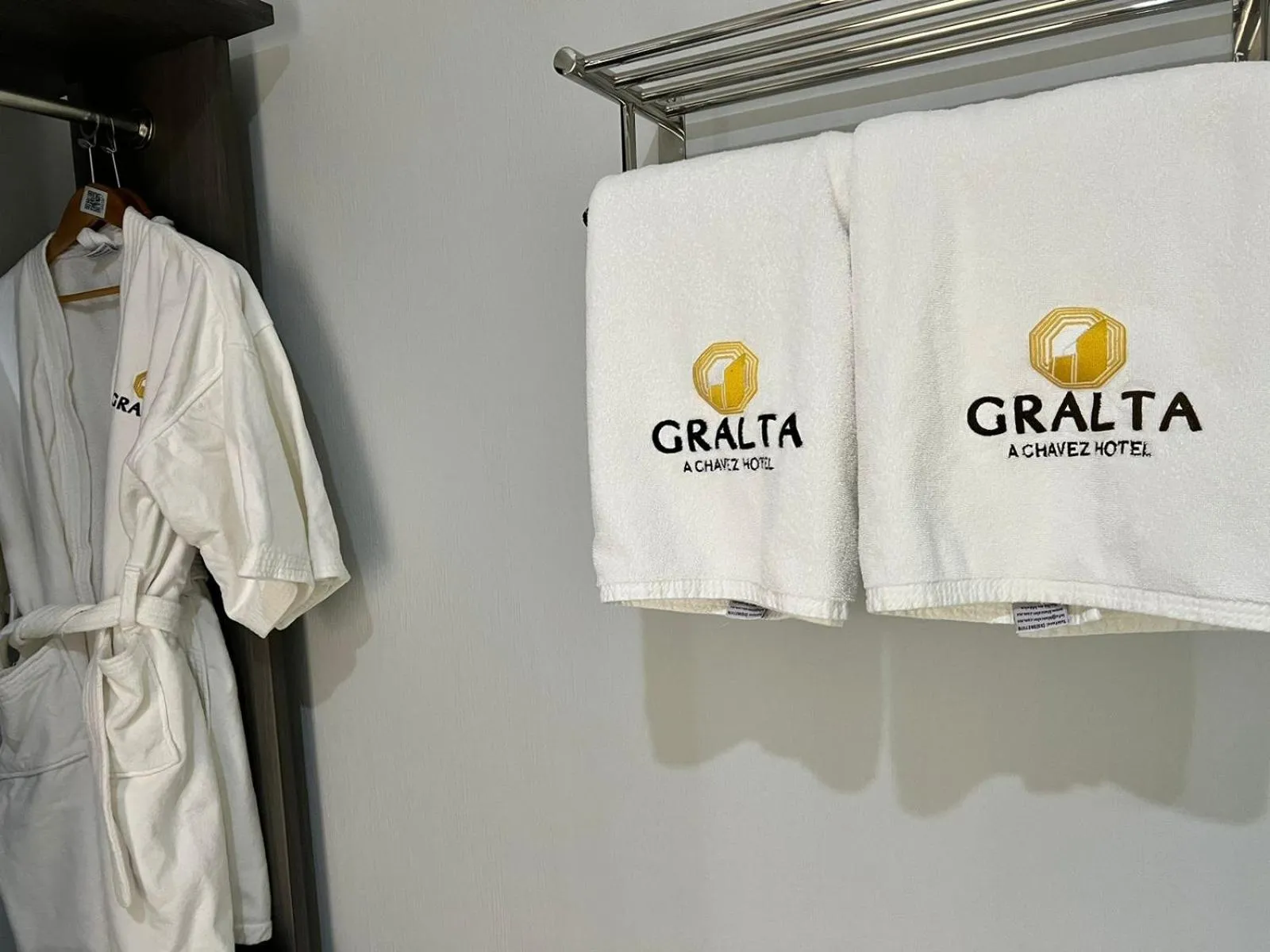 Bathroom in Hotel GRALTA