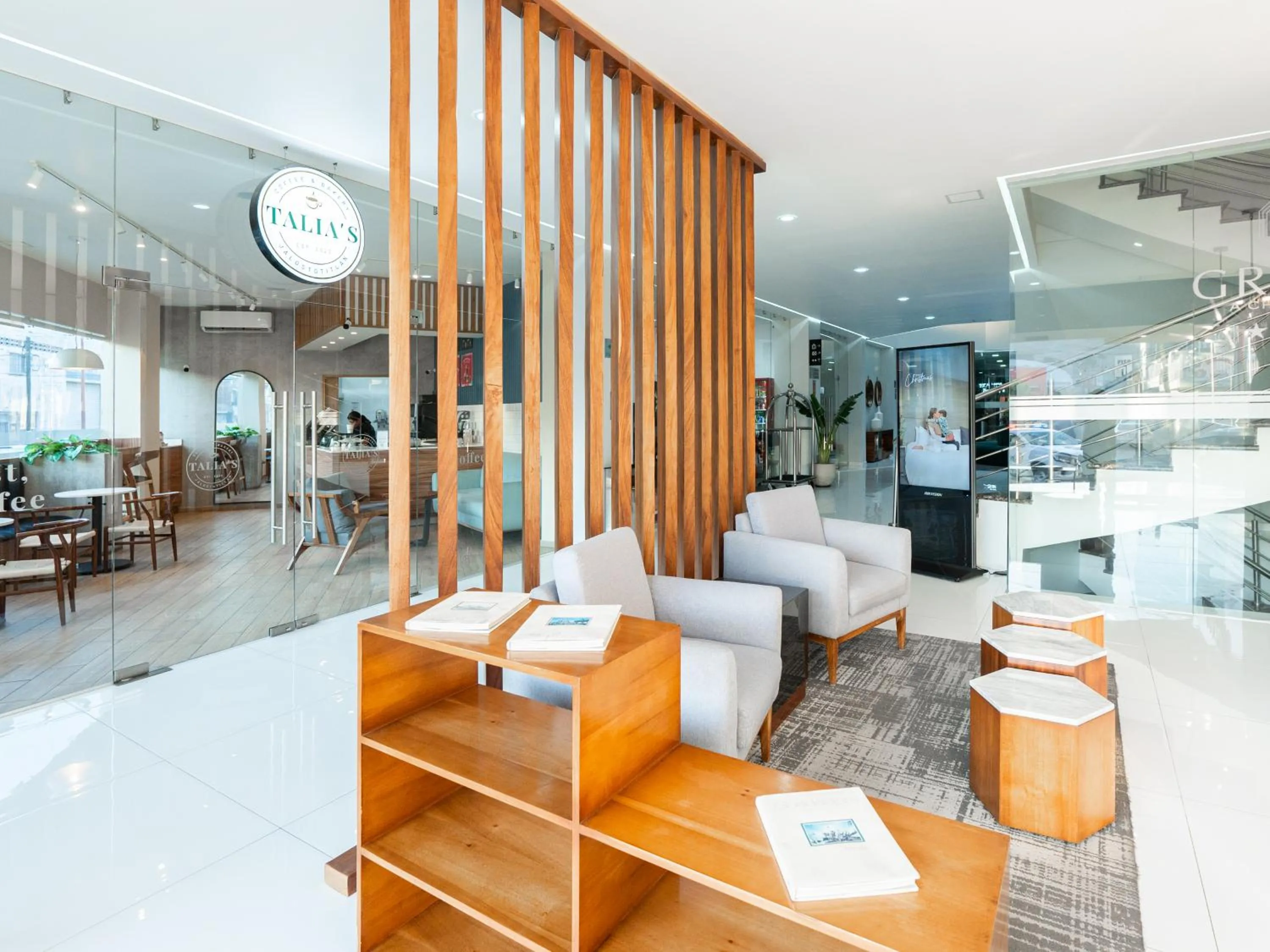 Seating area in Hotel GRALTA