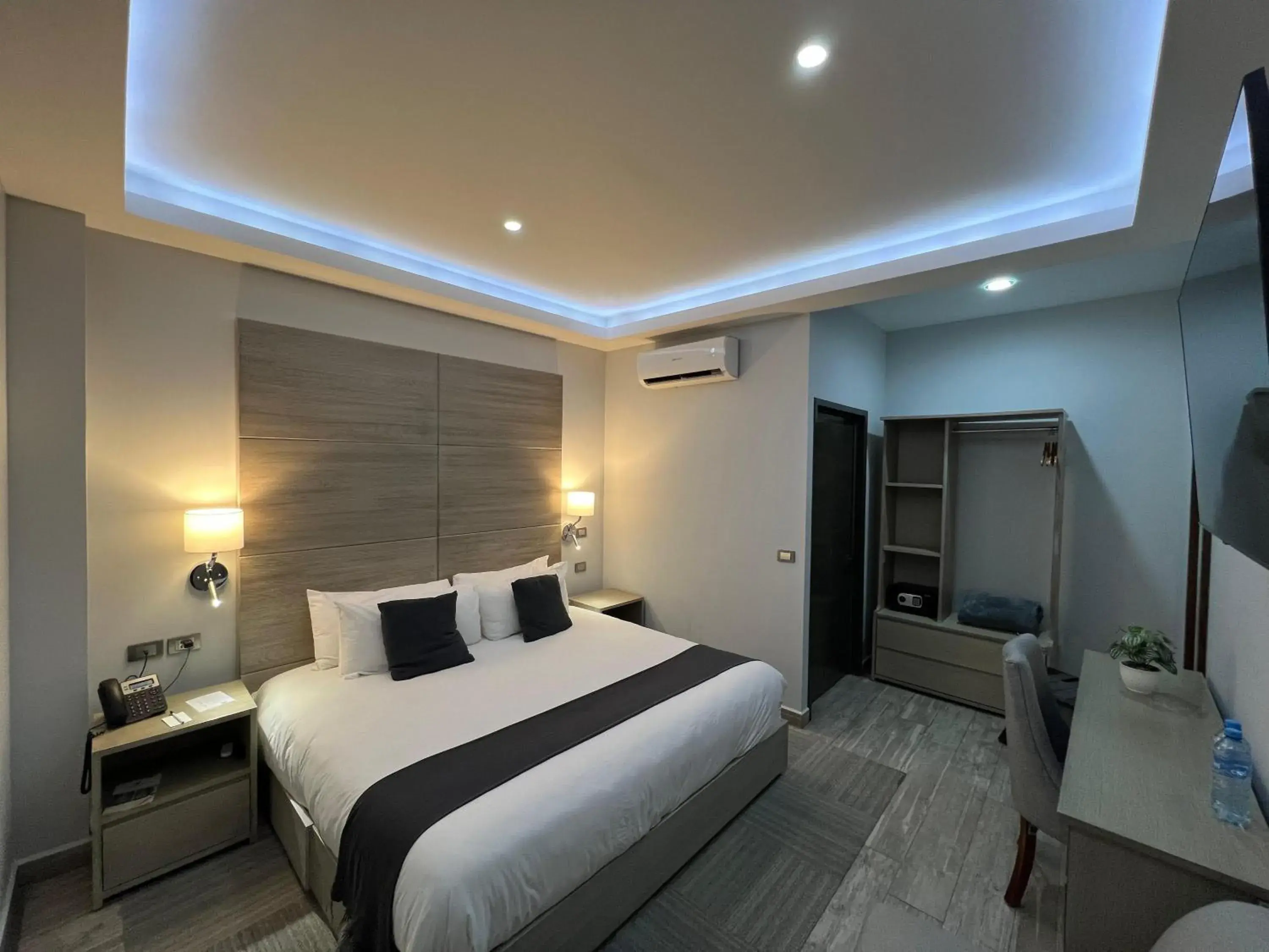 Economy Double Room in Hotel GRALTA Economy Double Room in Hotel GRALTA