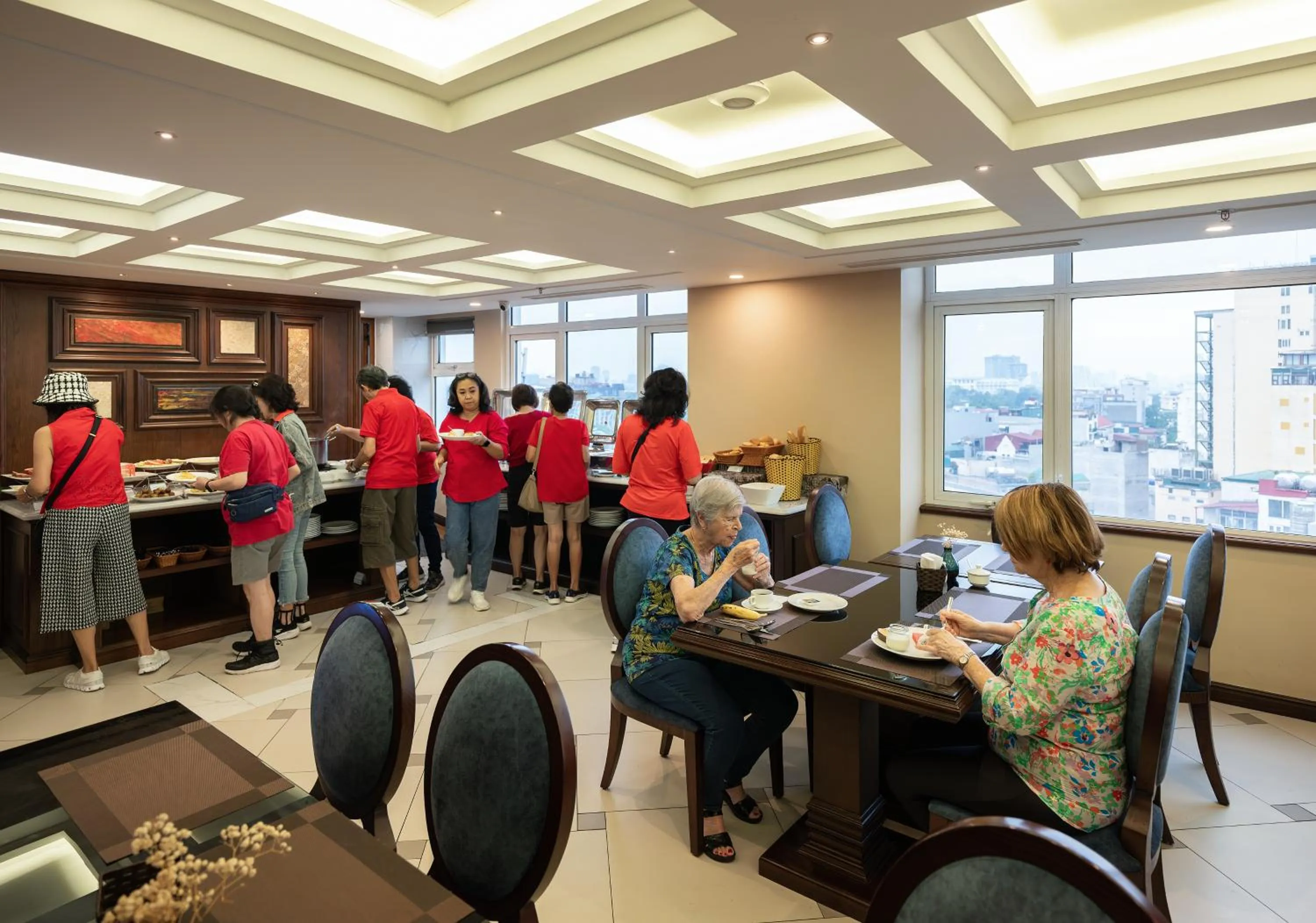 Restaurant/places to eat in Minasi Premium Hotel