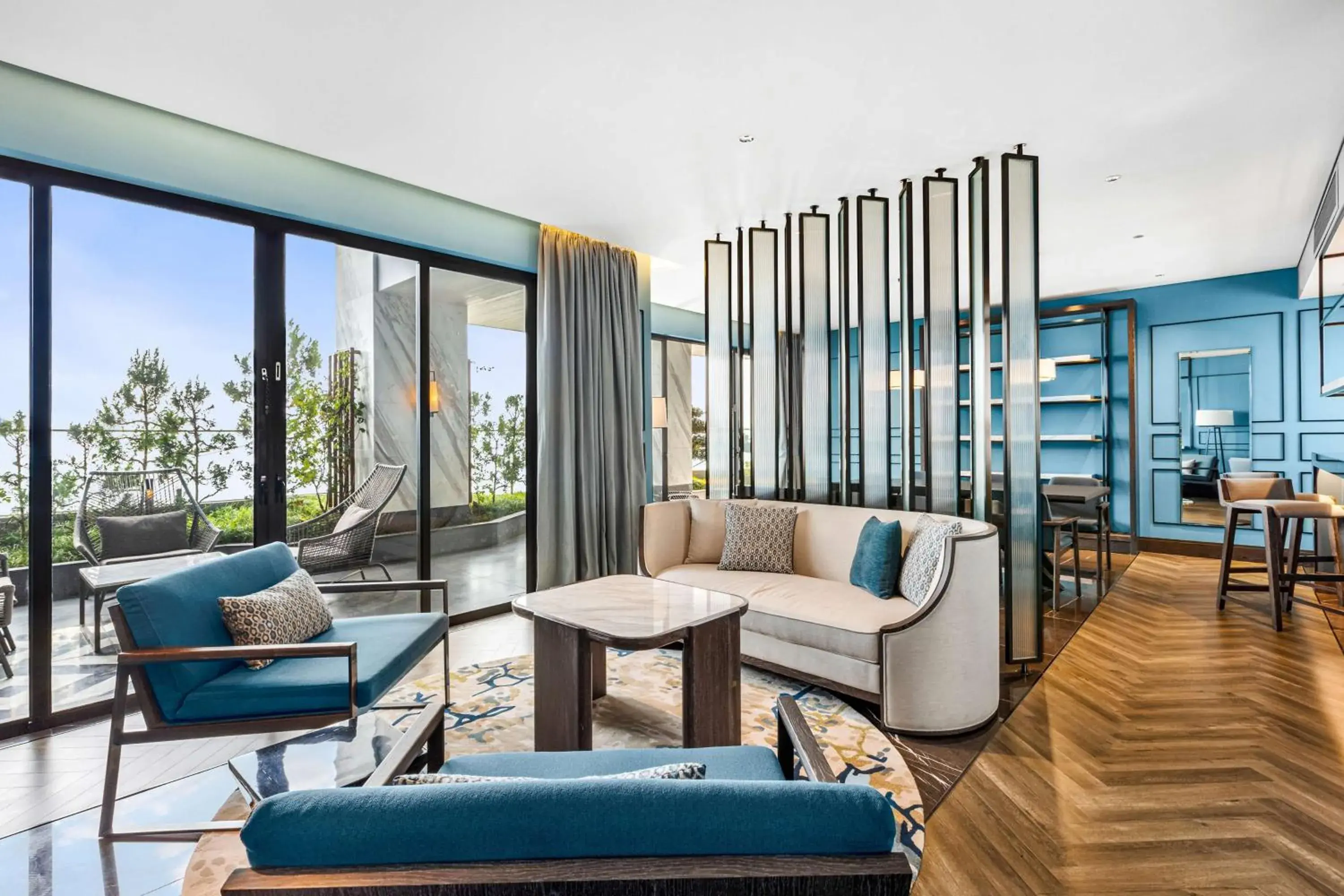 One-Bedroom Suite in Hilton Garden Inn Da Nang One-Bedroom Suite in Hilton Garden Inn Da Nang