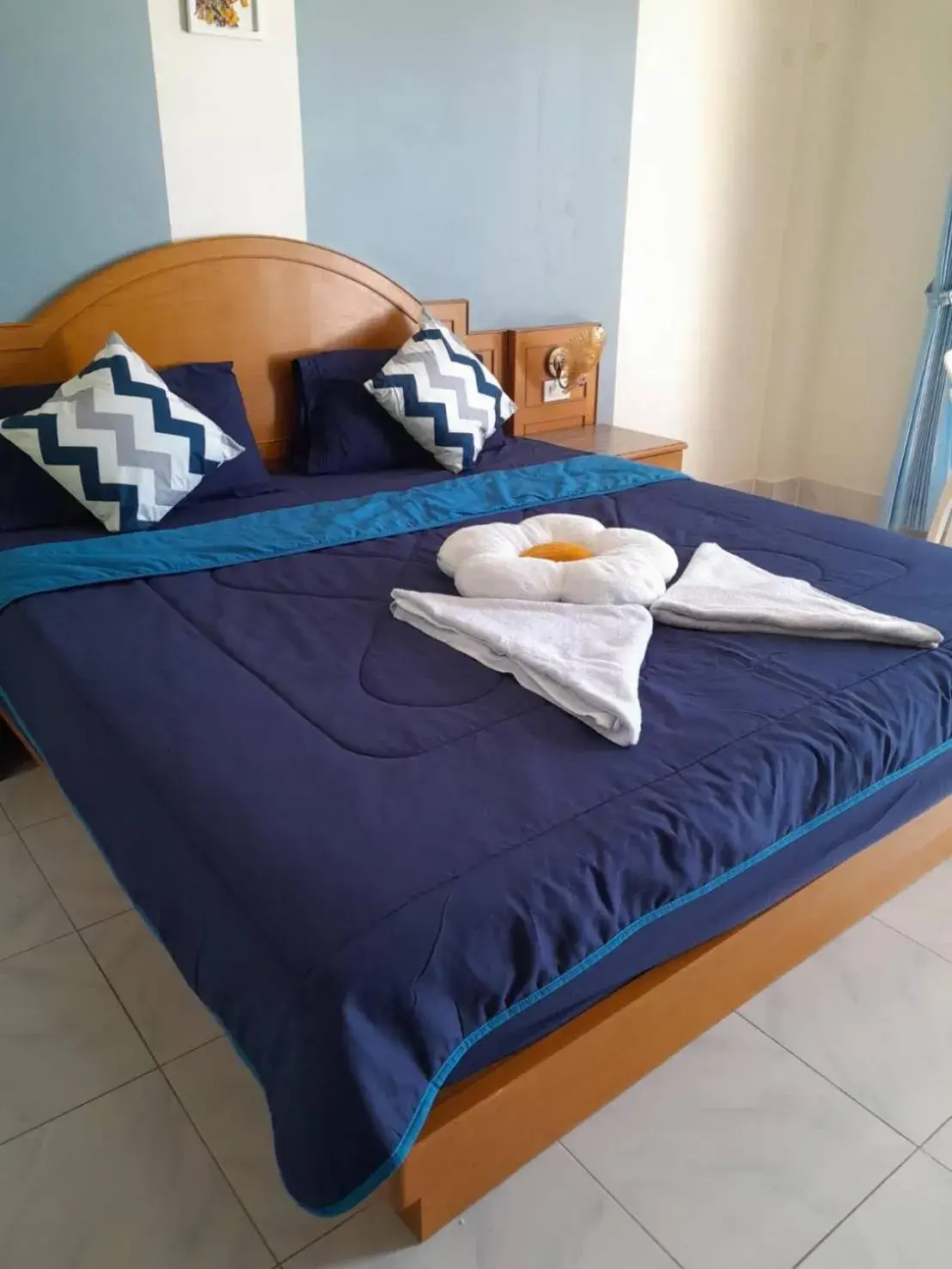 Double Room with Private Bathroom in Pailin Hill Hotel Double Room with Private Bathroom in Pailin Hill Hotel
