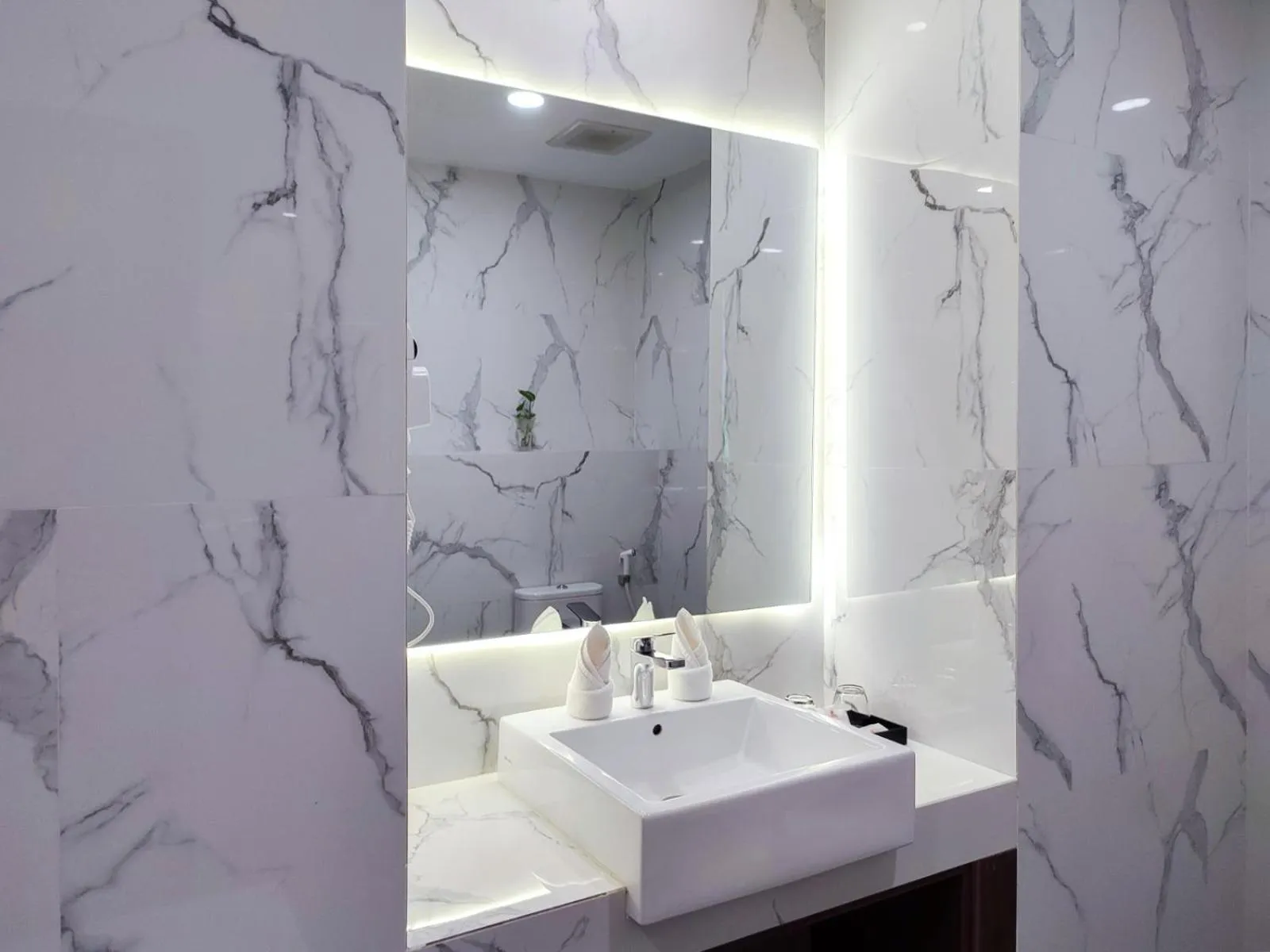 UNHAS HOTEL & CONVENTION