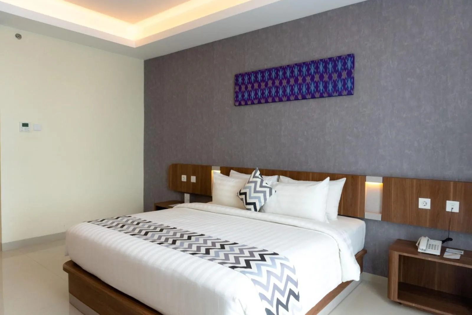 Bed in UNHAS HOTEL & CONVENTION