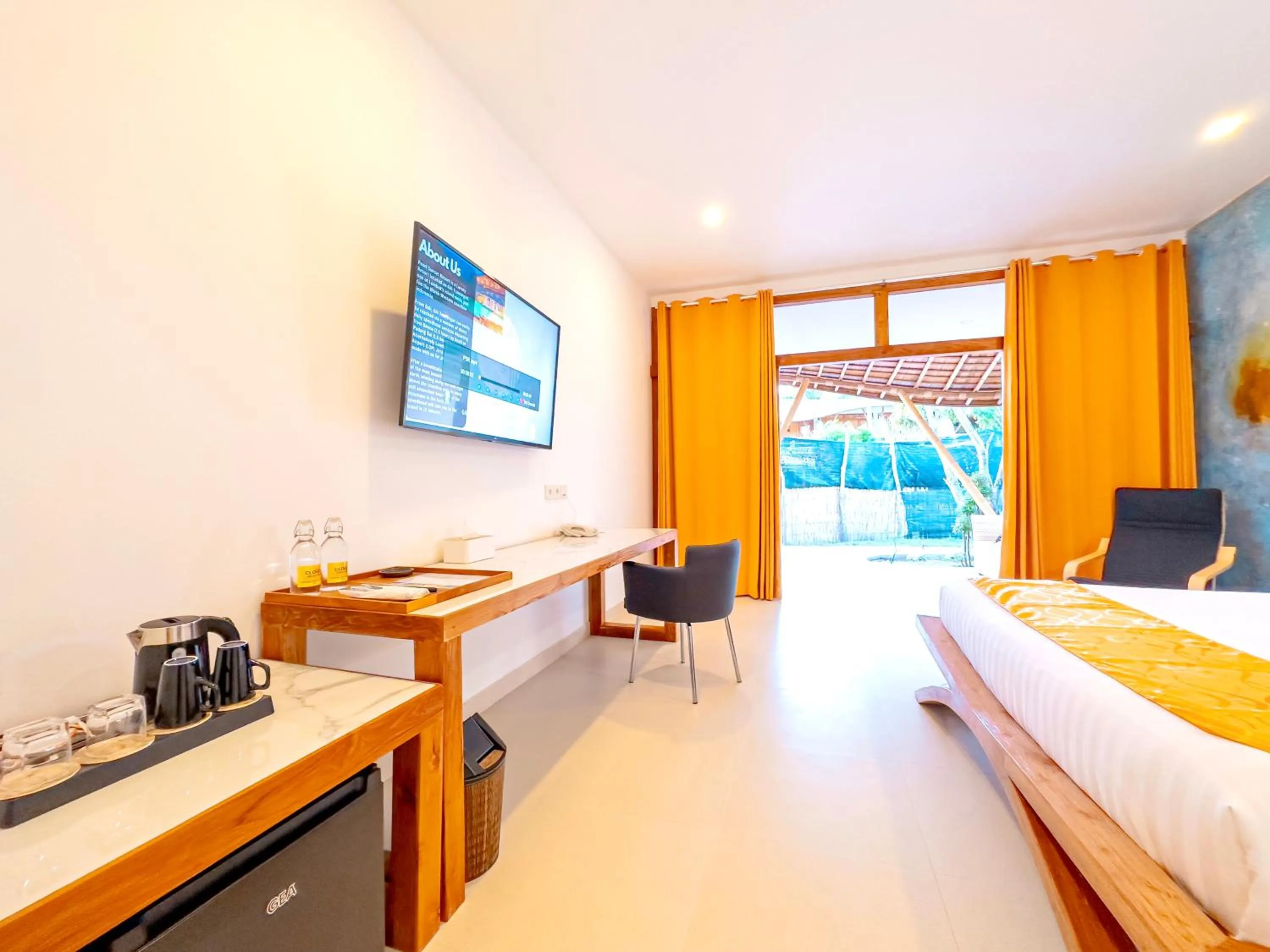 Property building, Bed in Pearl Sunset Resort - Sunset Moments, Adults Only