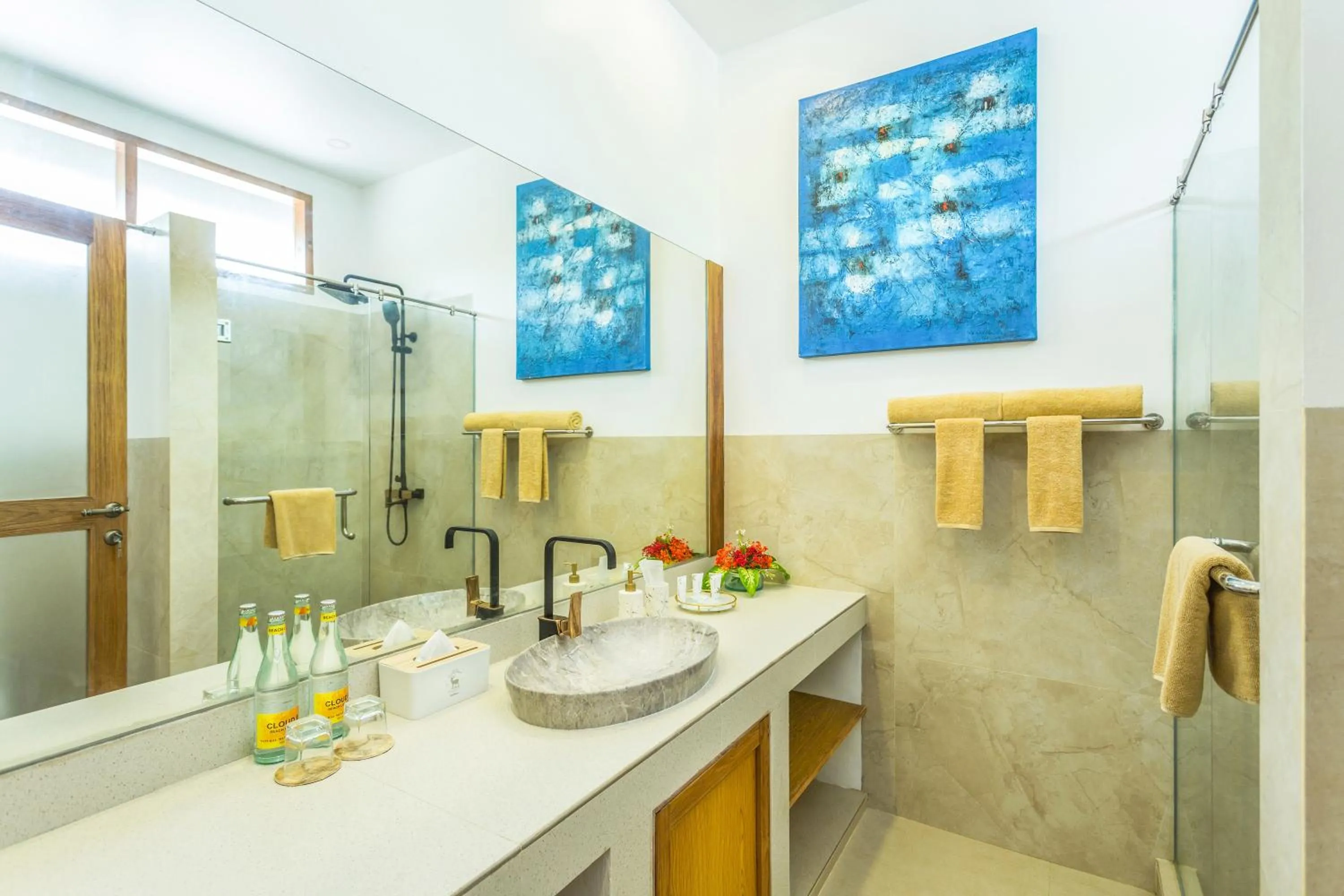 Bathroom in Pearl Sunset Resort - Sunset Moments, Adults Only