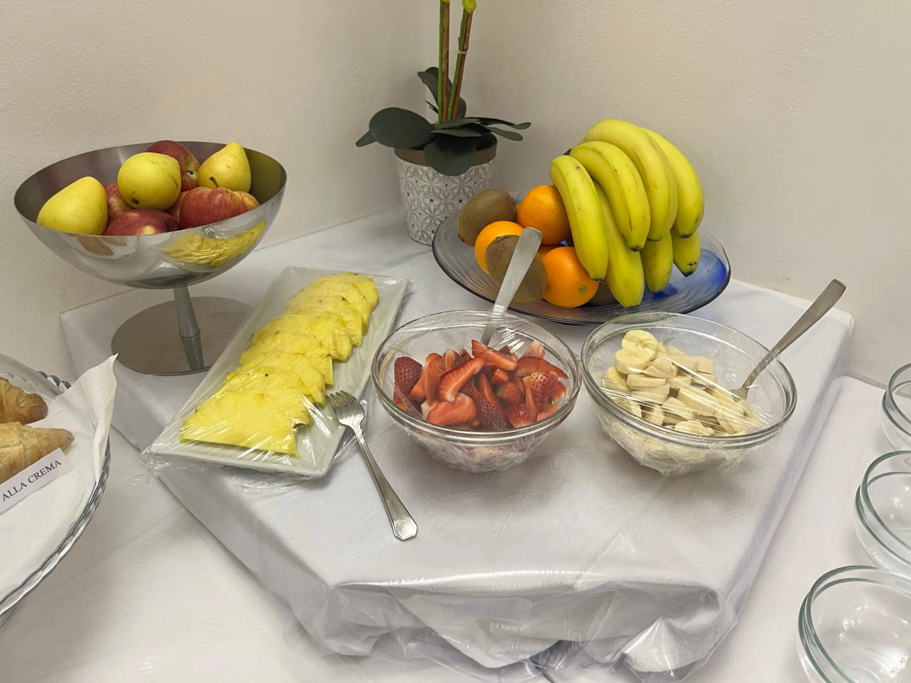 Breakfast in Hotel La Plancia